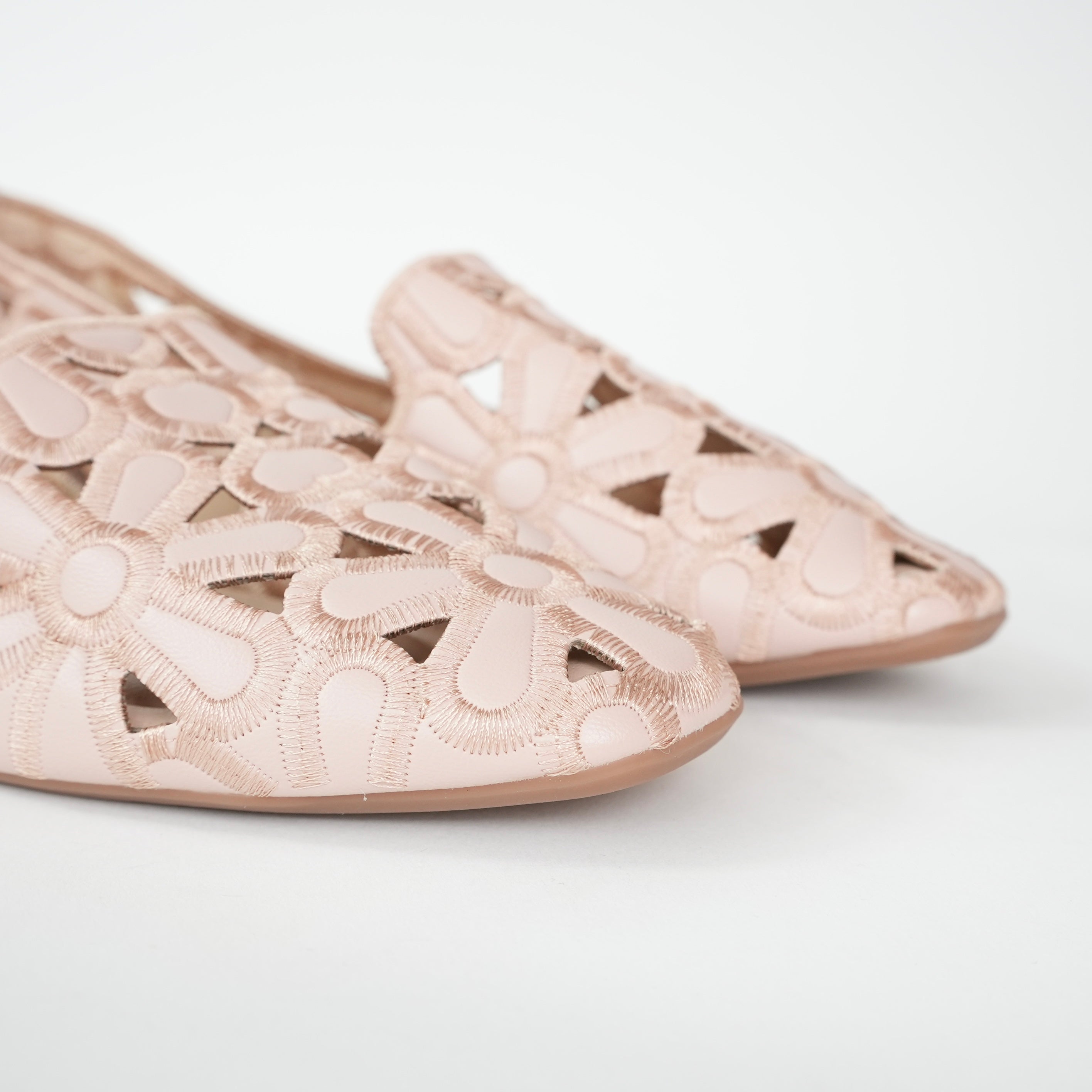Bloom slip-on