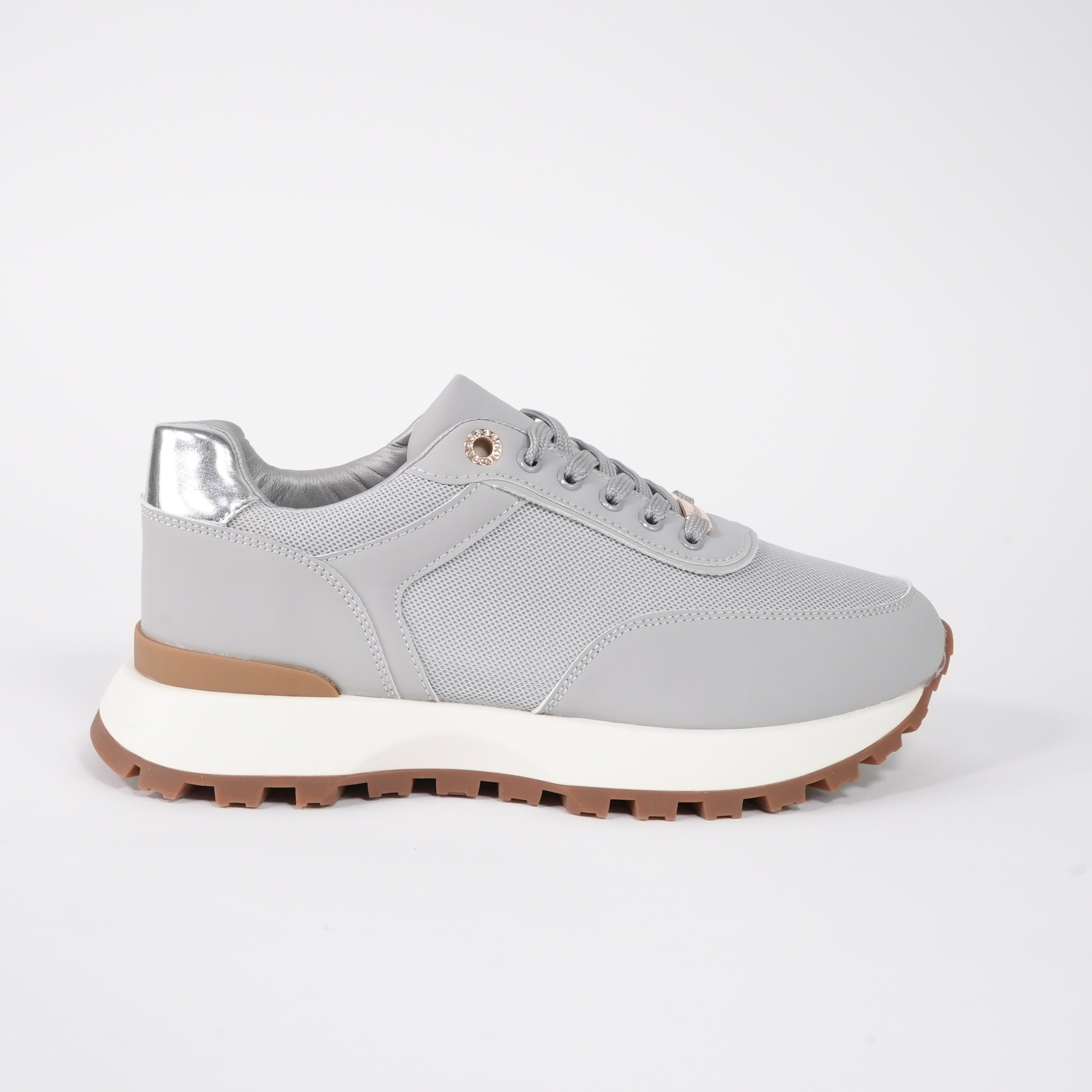 Vibe sneakers