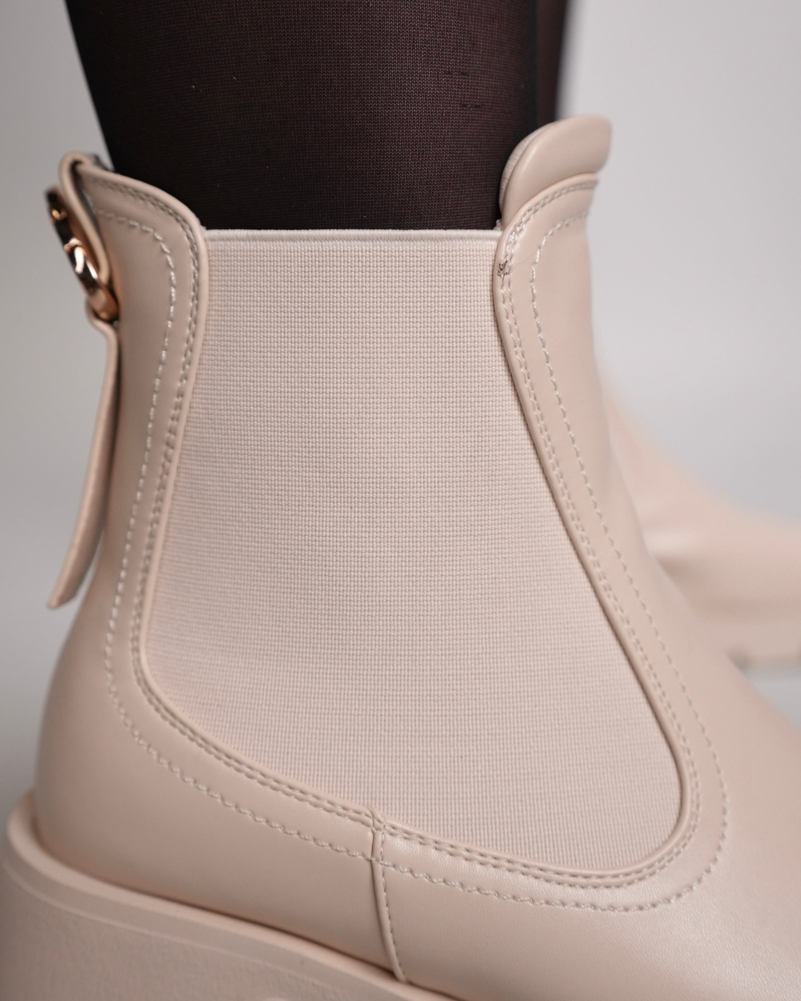 Urbane boots