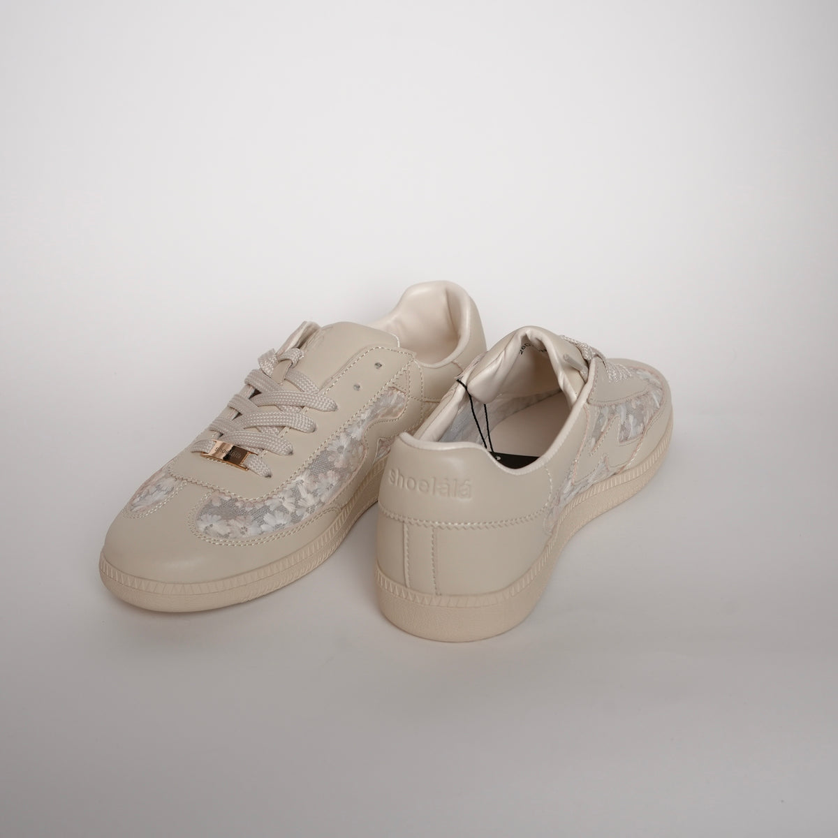 Lala Sneakers