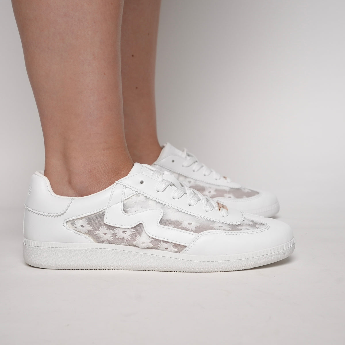 Lala Sneakers