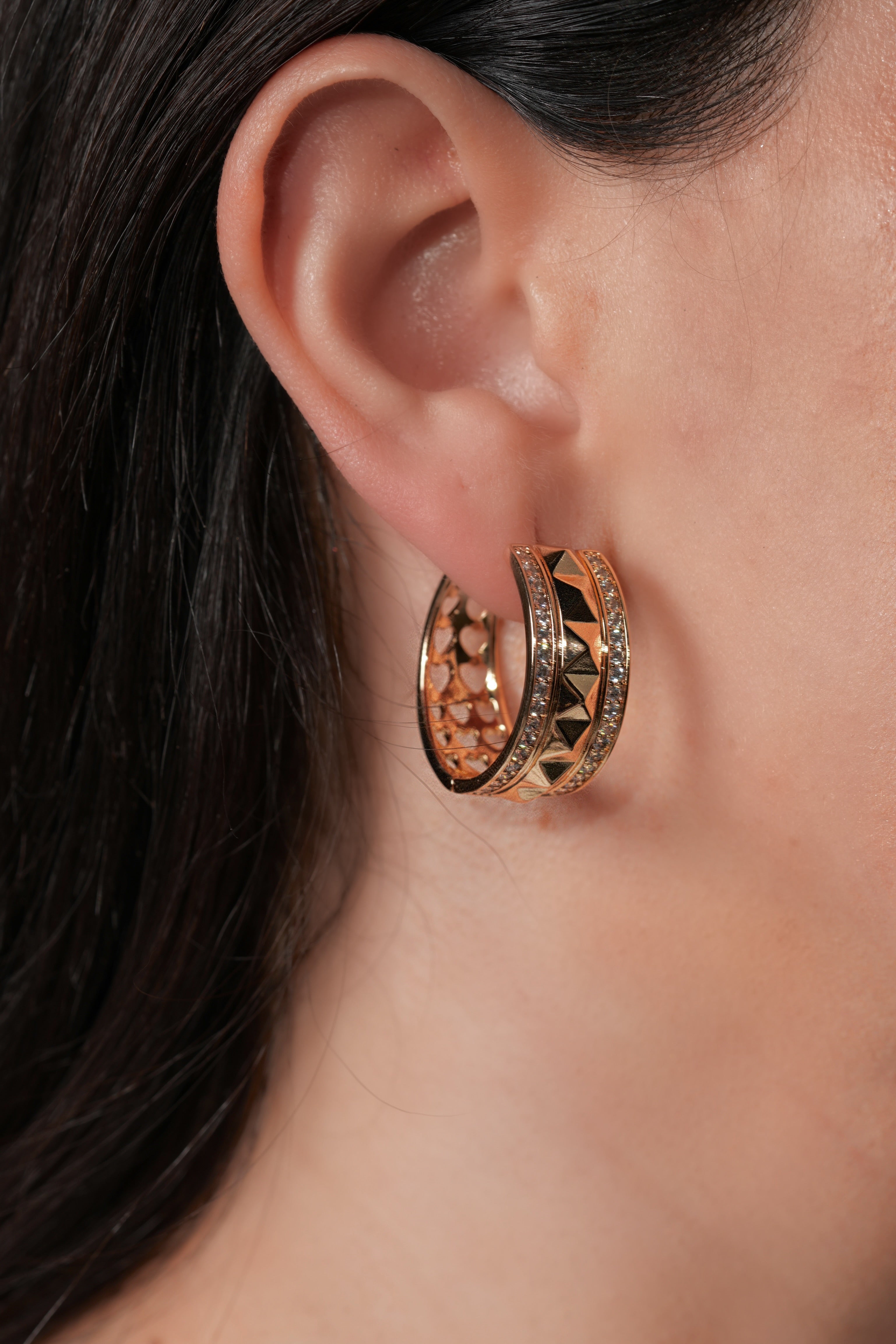 Golden hoops with crystal lines