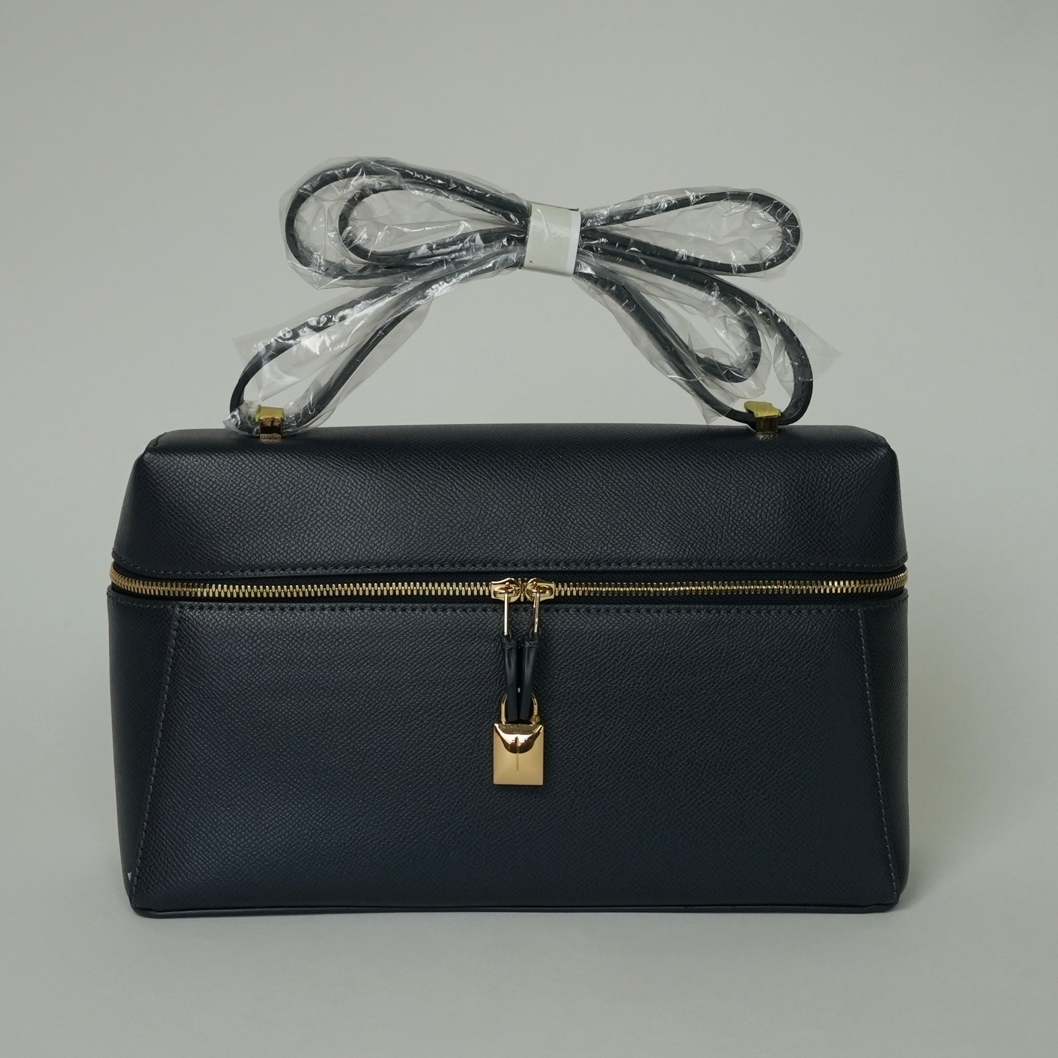 Square lock bag