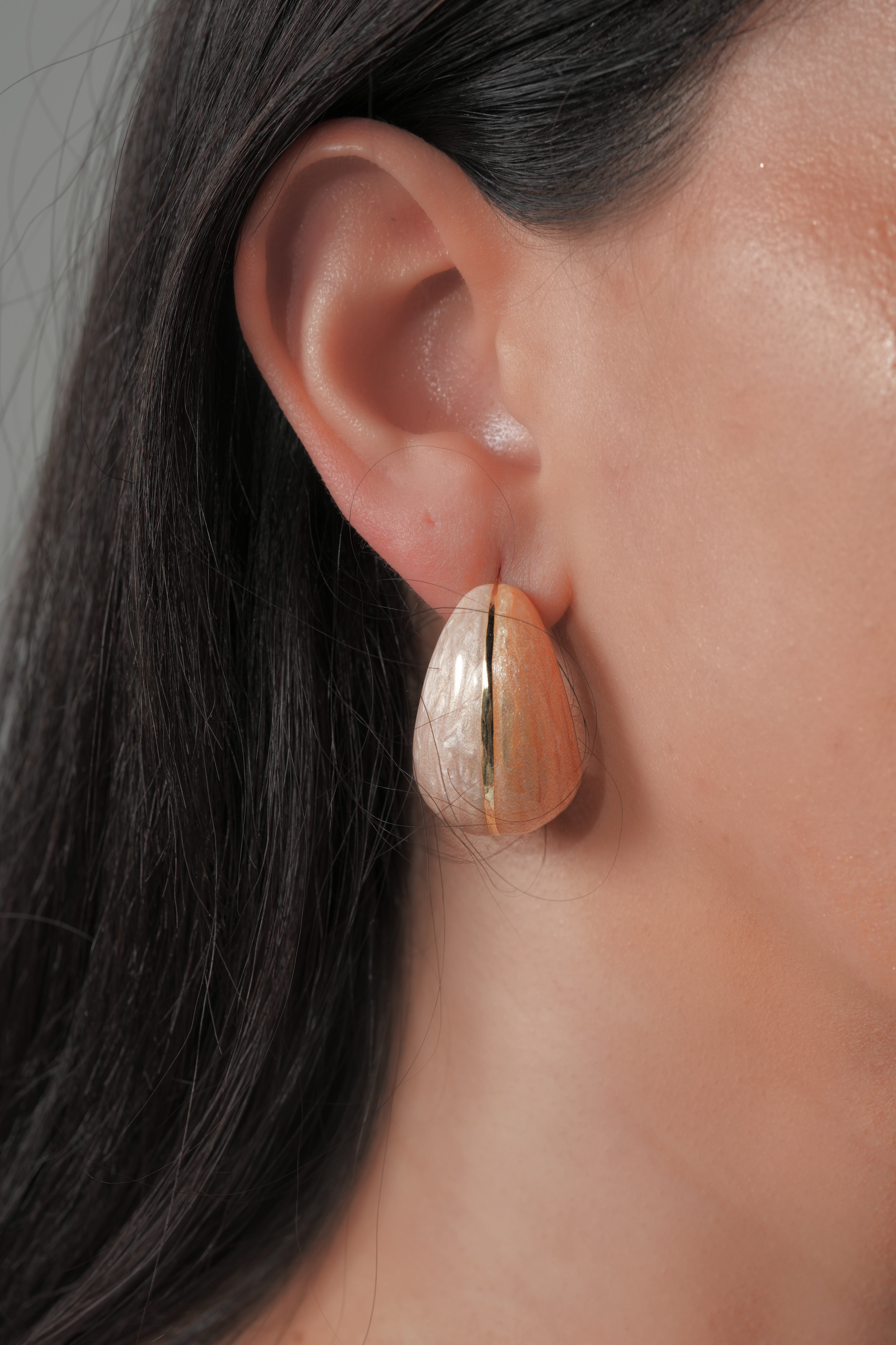 Peachy curved earrings (hand made)