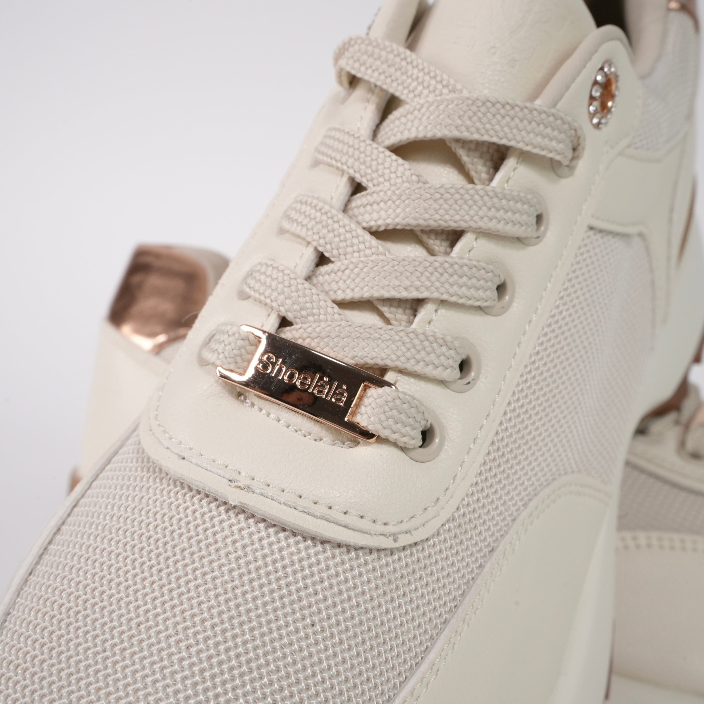Vibe sneakers