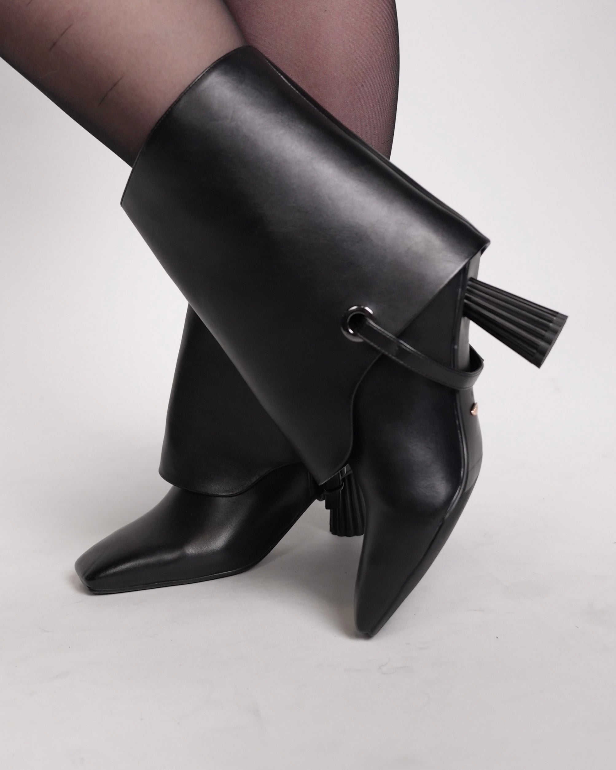 Muse Noir