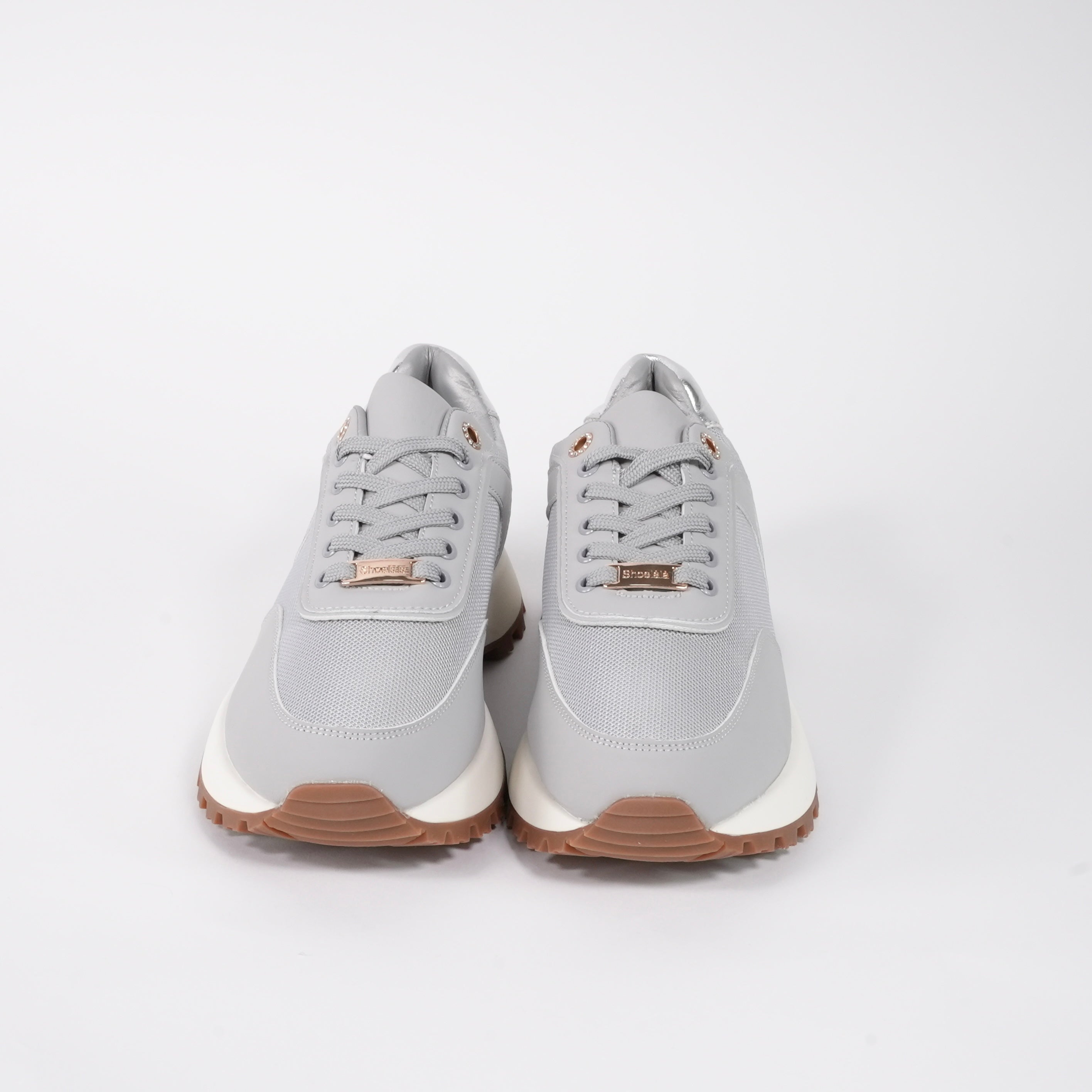 Vibe sneakers