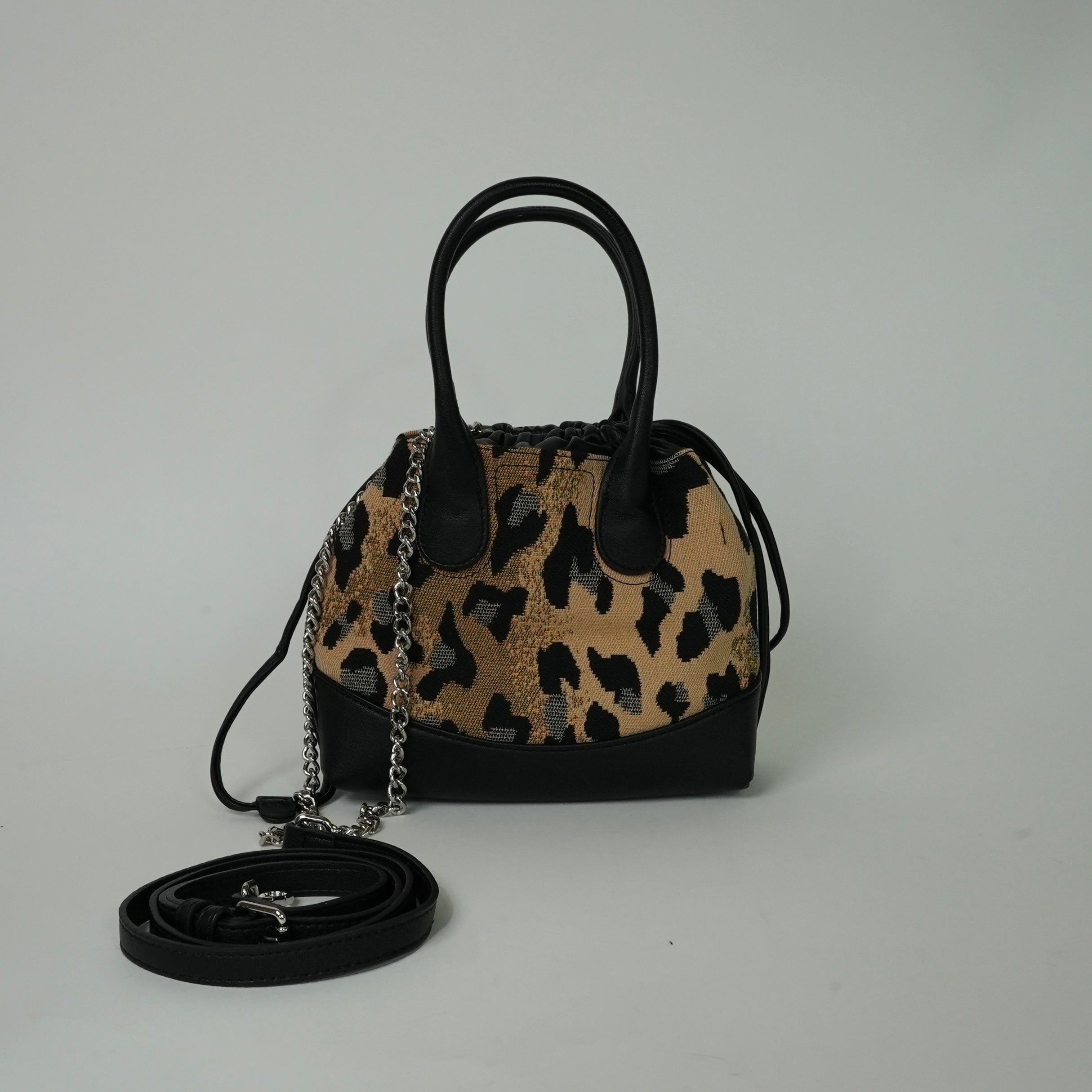 Leopard print bag