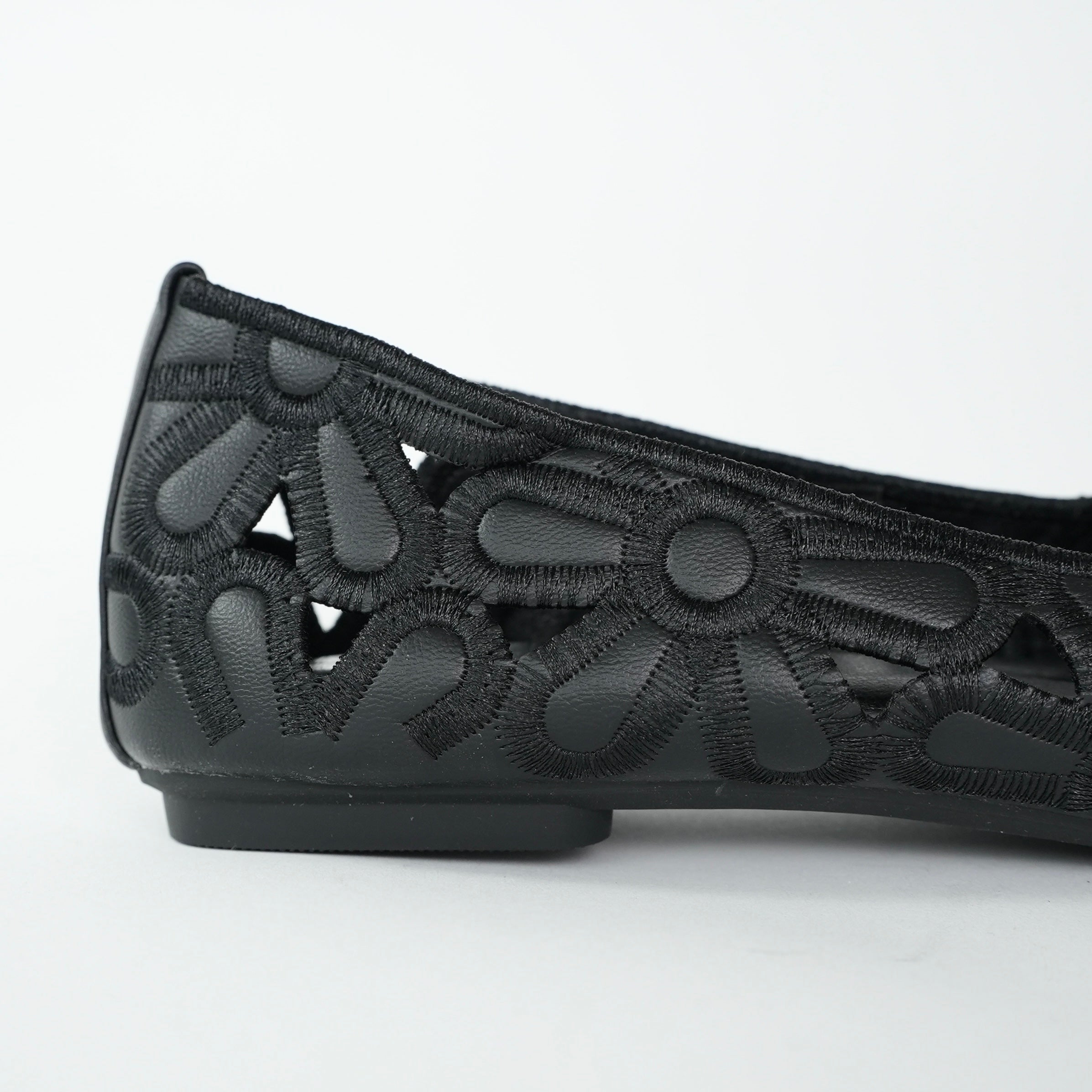 Bloom slip-on