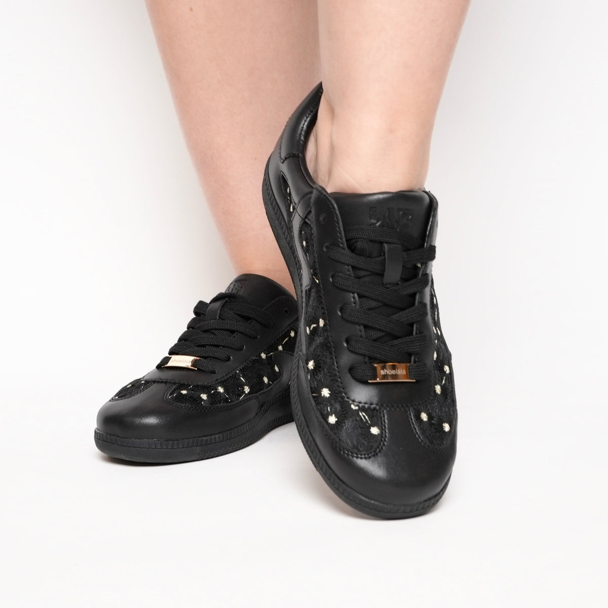 Lala Sneakers