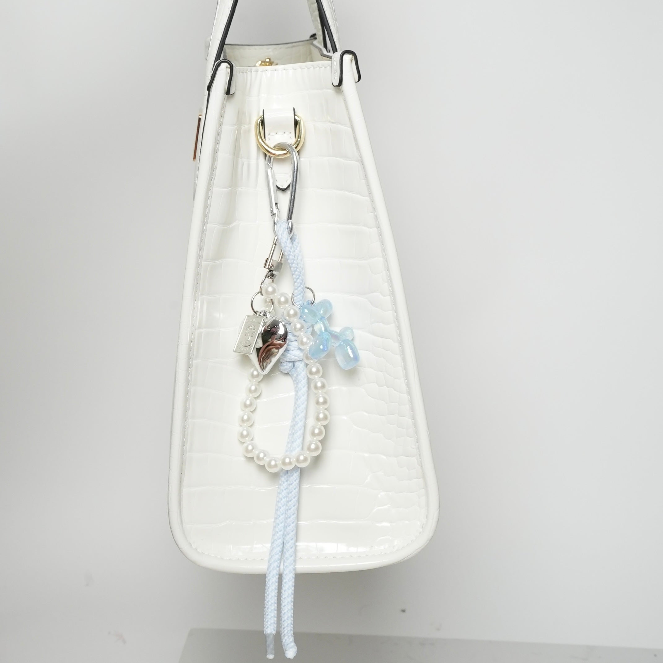 BLUE CHAIN