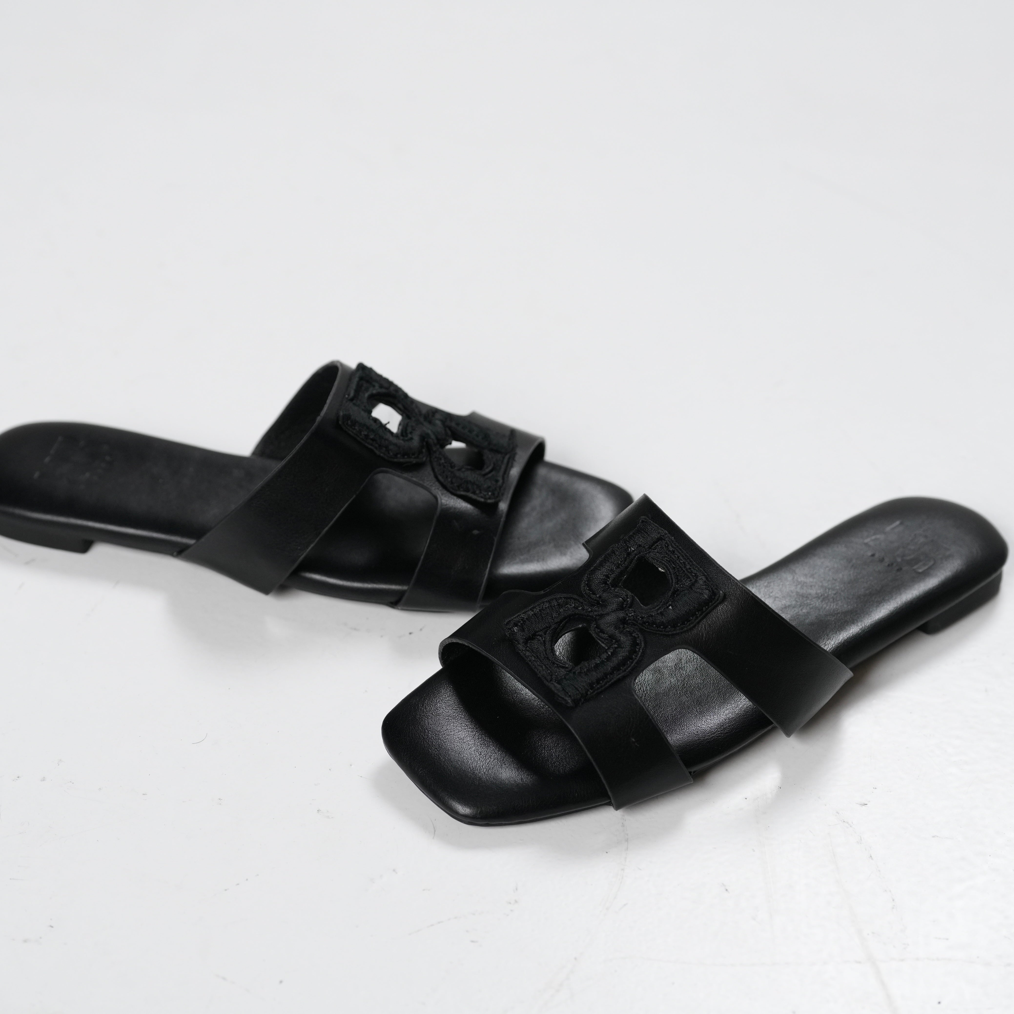 Lálá Slippers