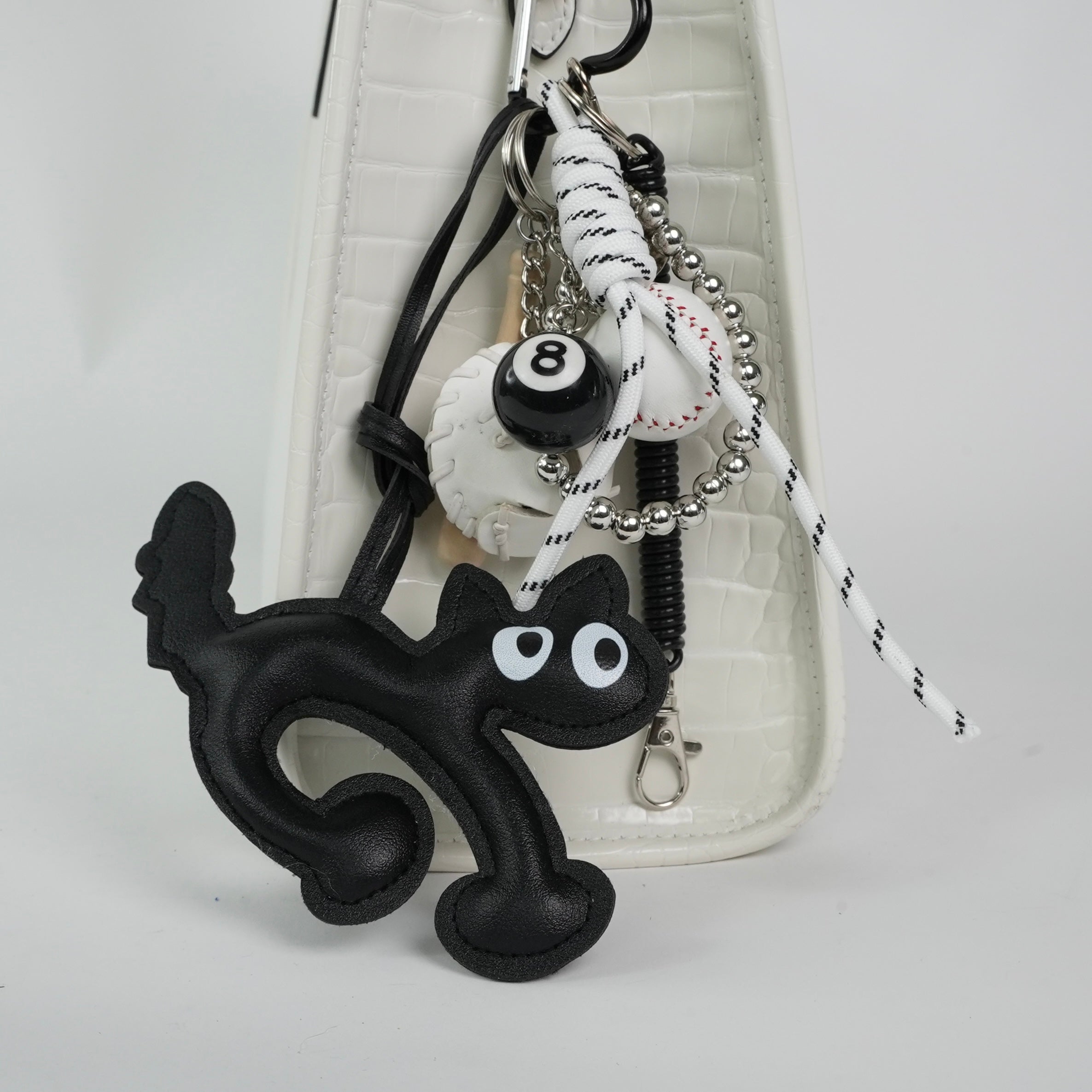 Beso Cat Chain