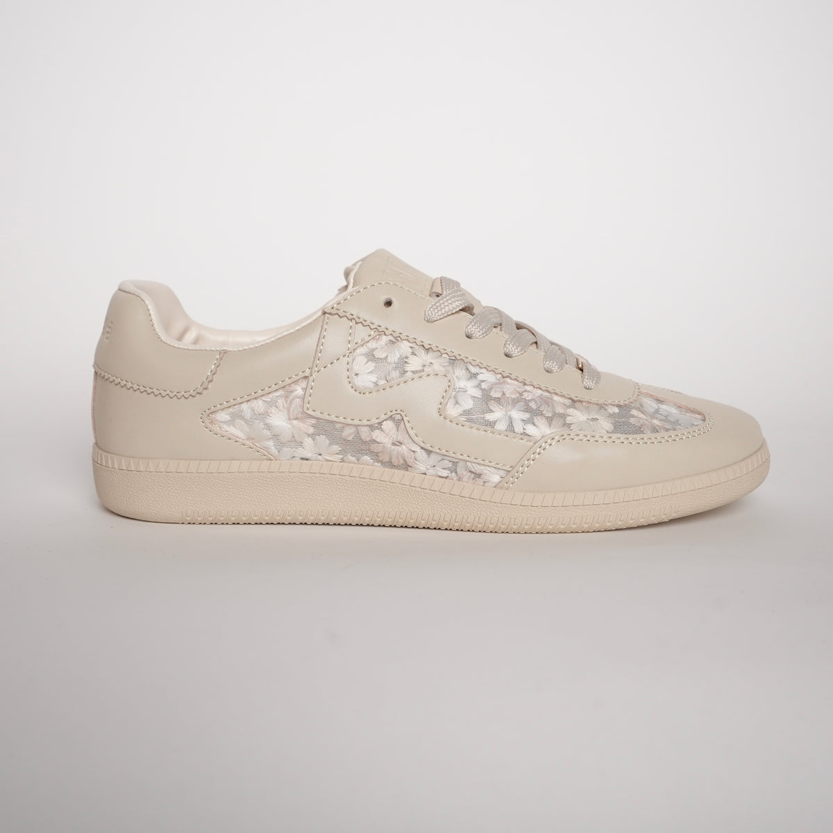 Lala Sneakers