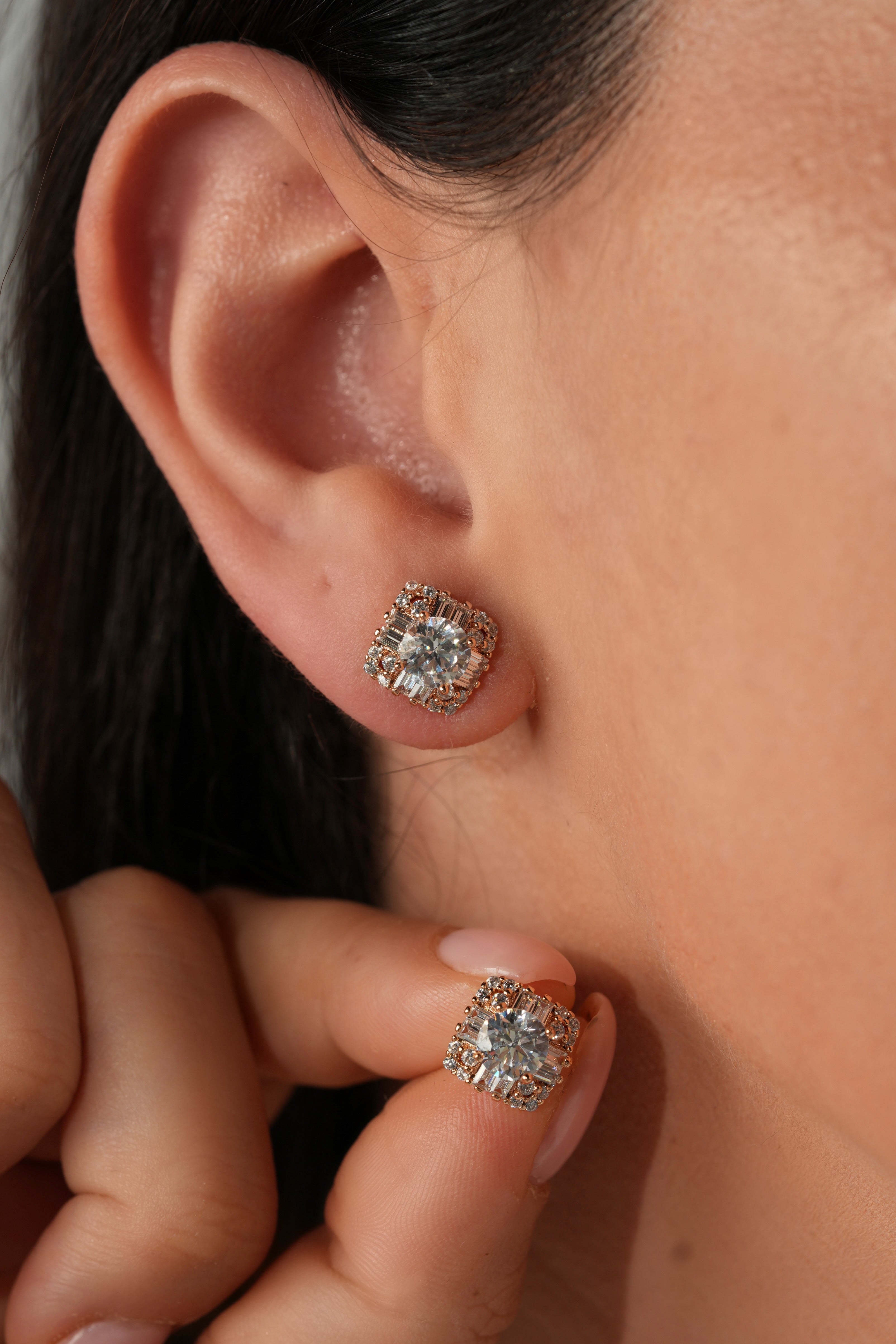 Simple crystals earrings