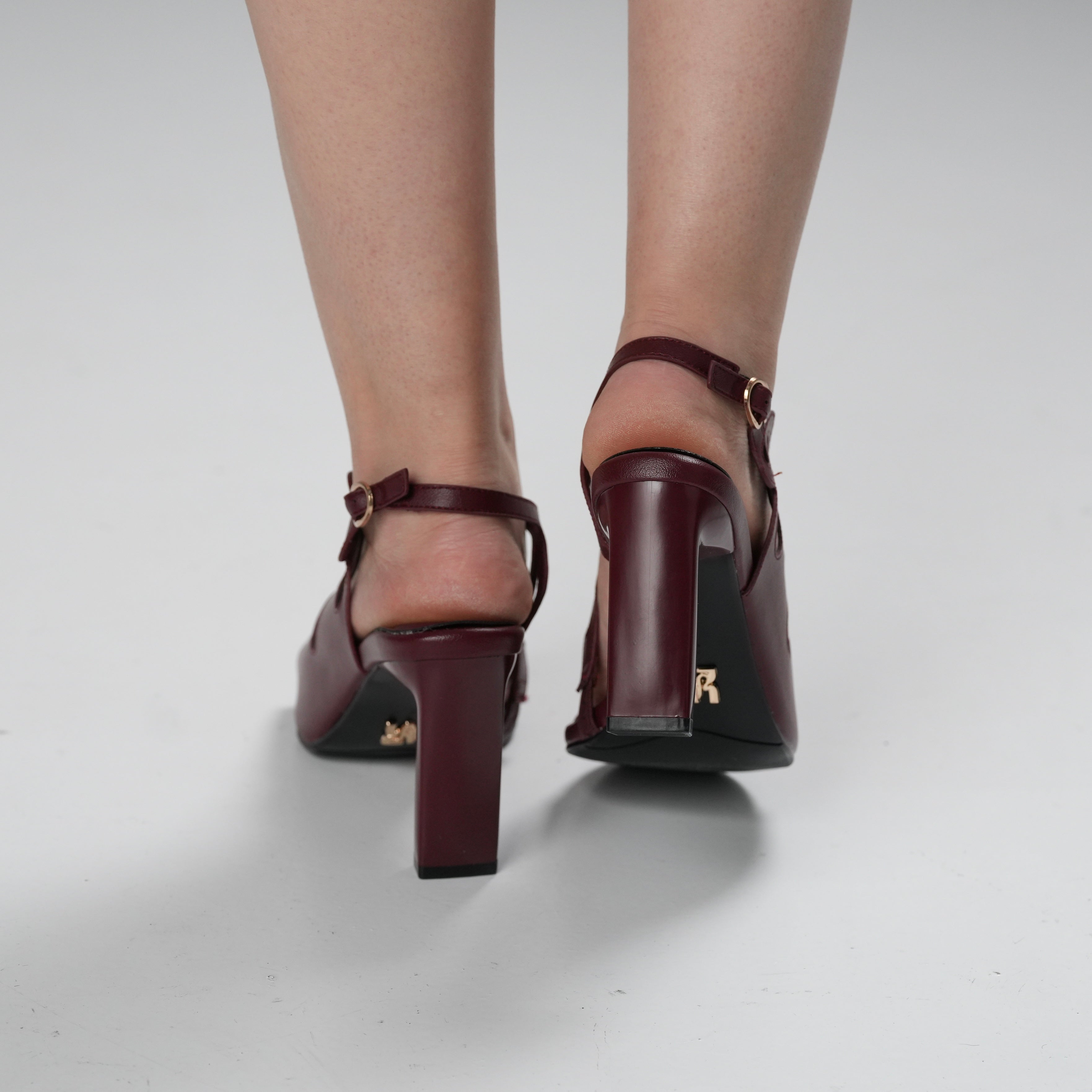 Twisted heels