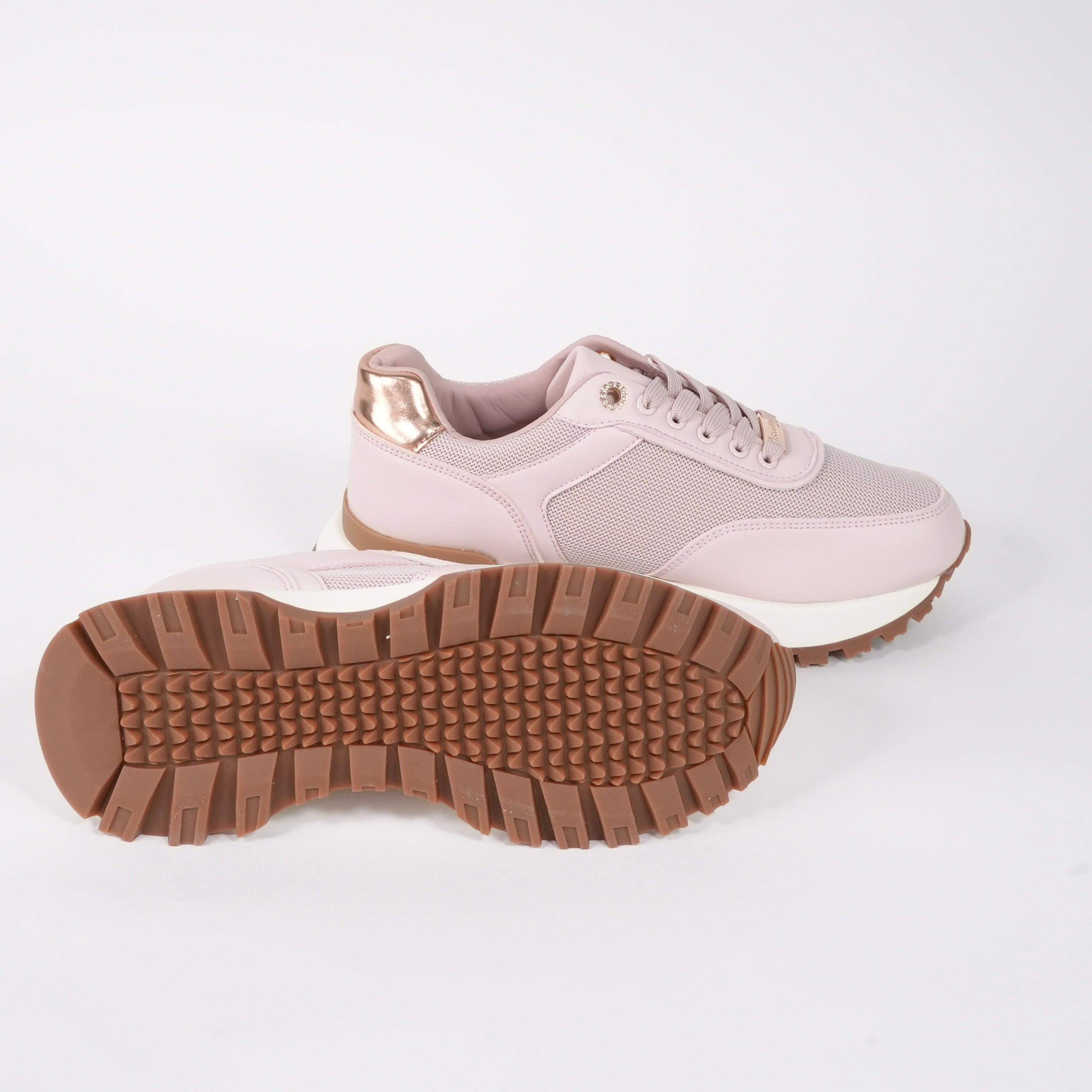 Vibe sneakers