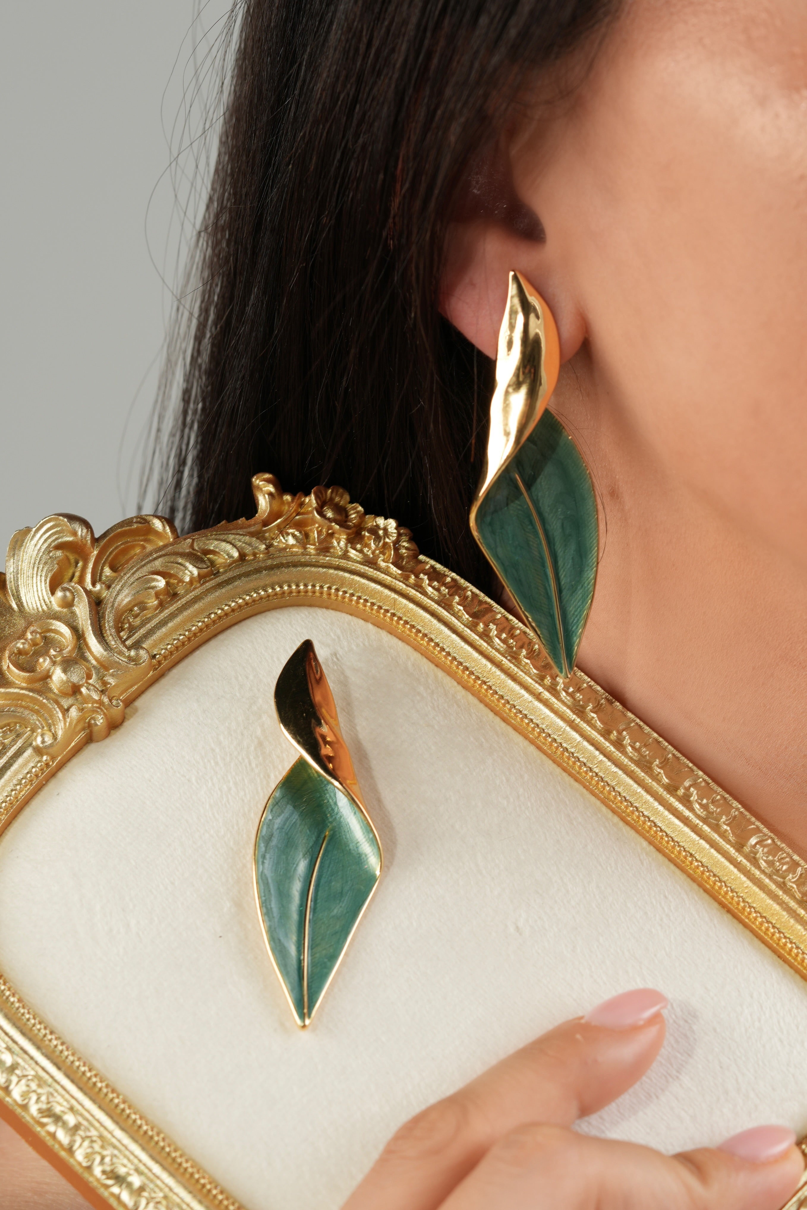 Green leaf earrings (hand made)
