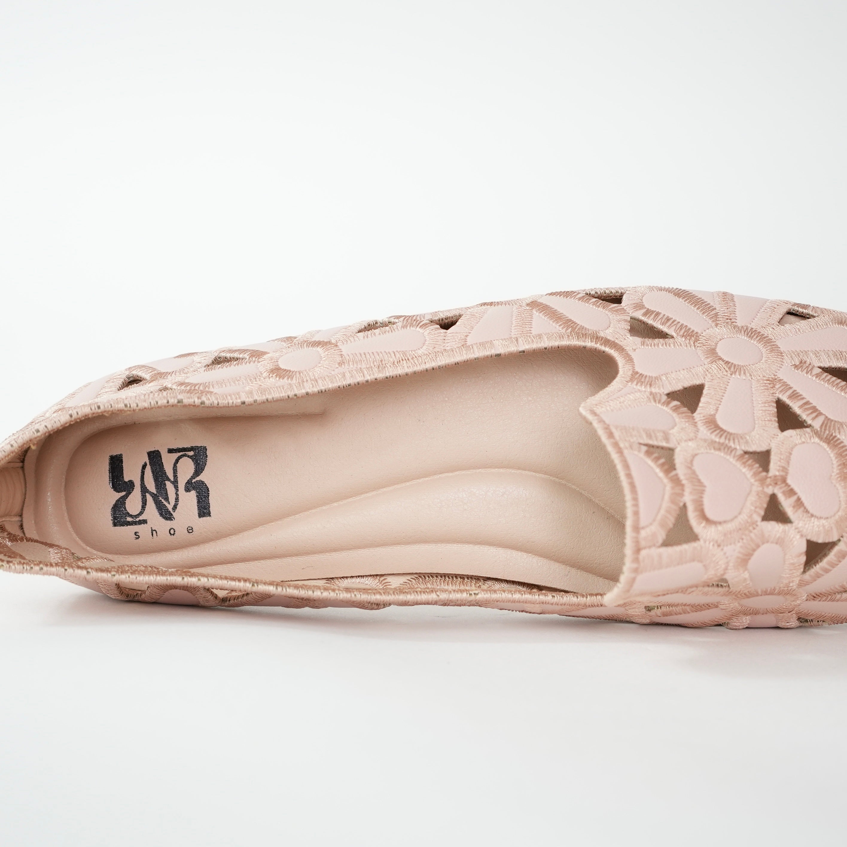 Bloom slip-on