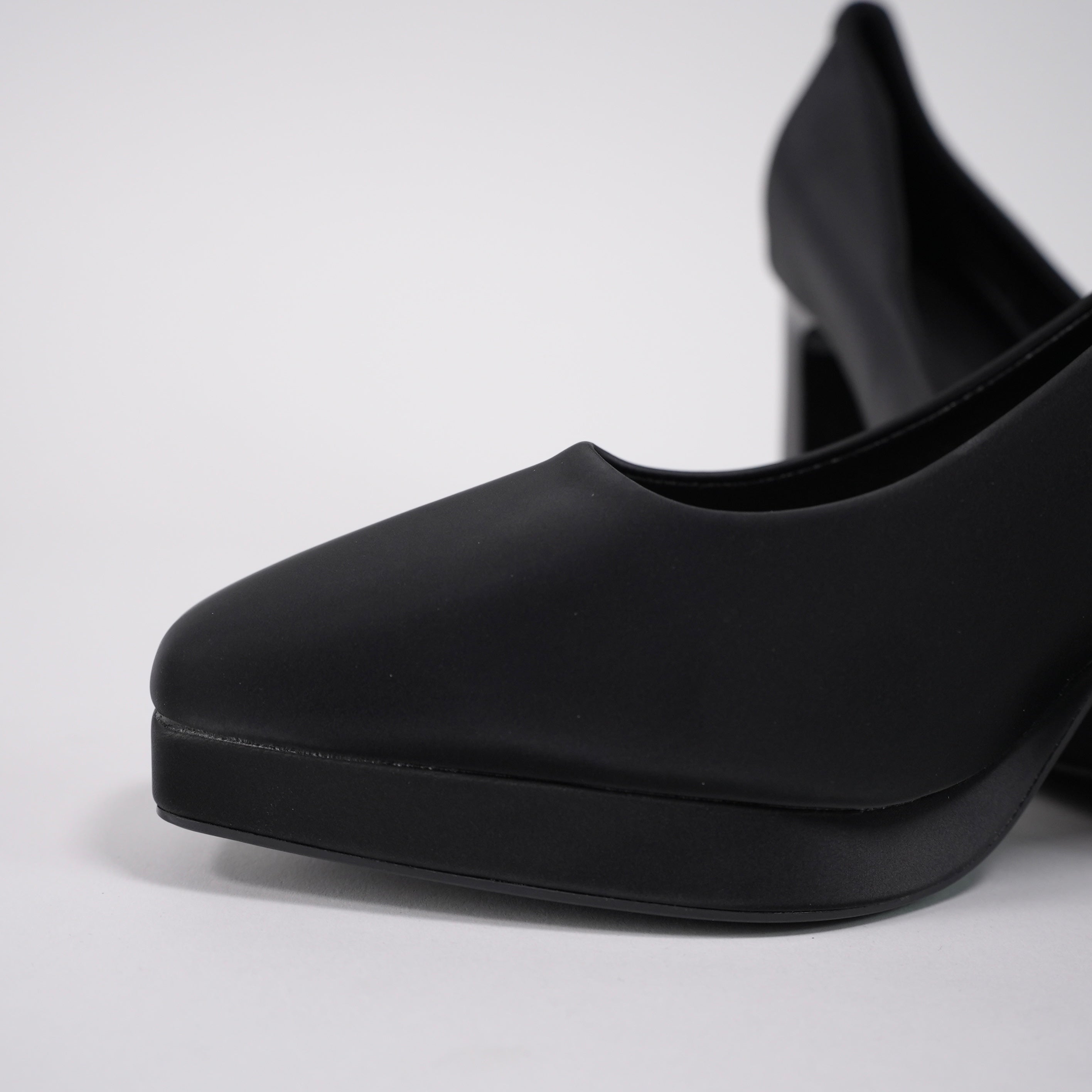 Élan heels