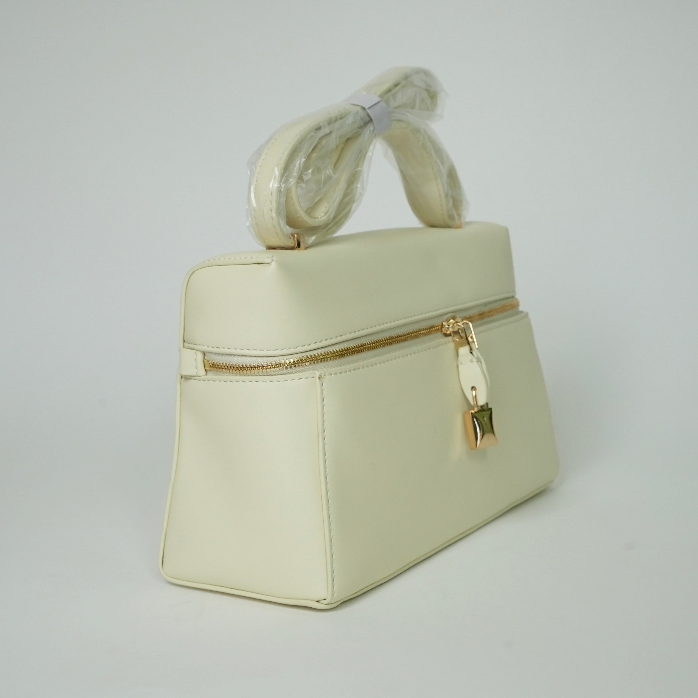 Square lock bag