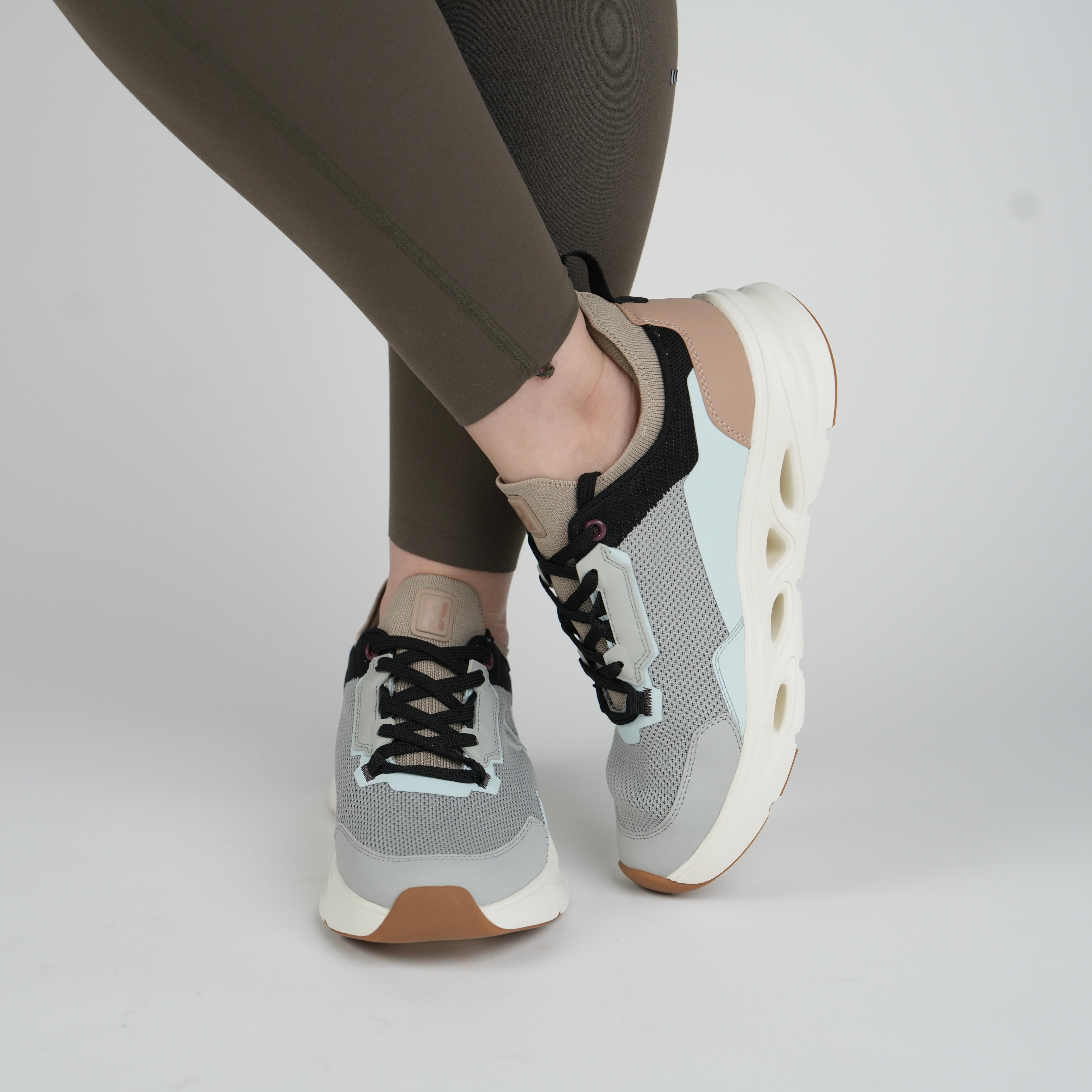Shoelálá Go