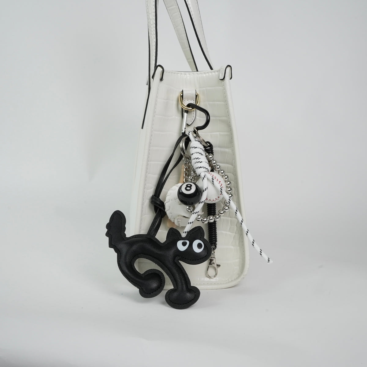 Beso Cat Chain