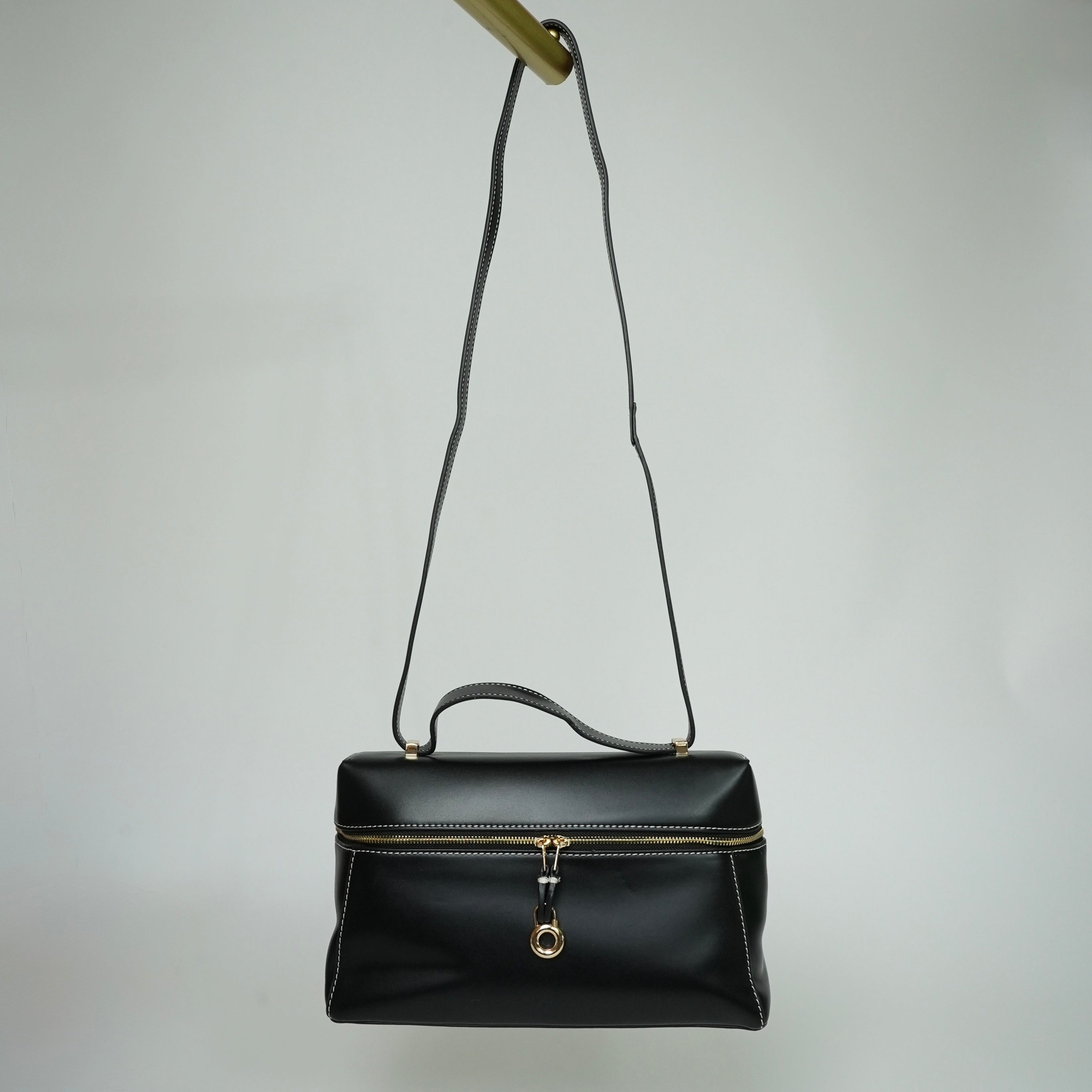 Square lock bag