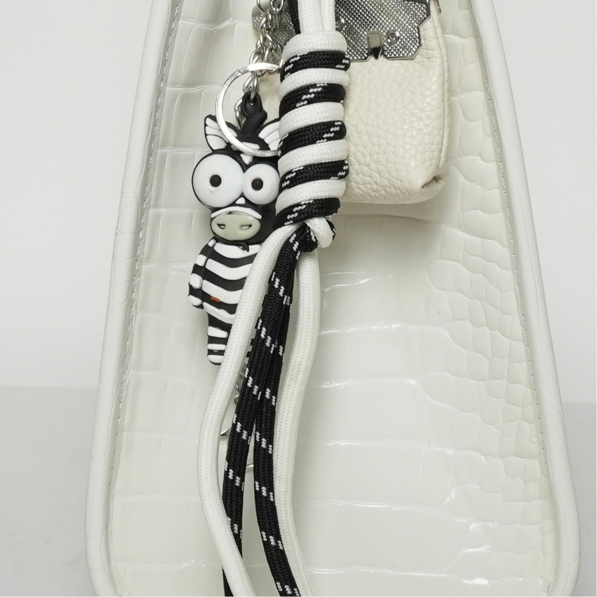 ZEBRA CHAIN