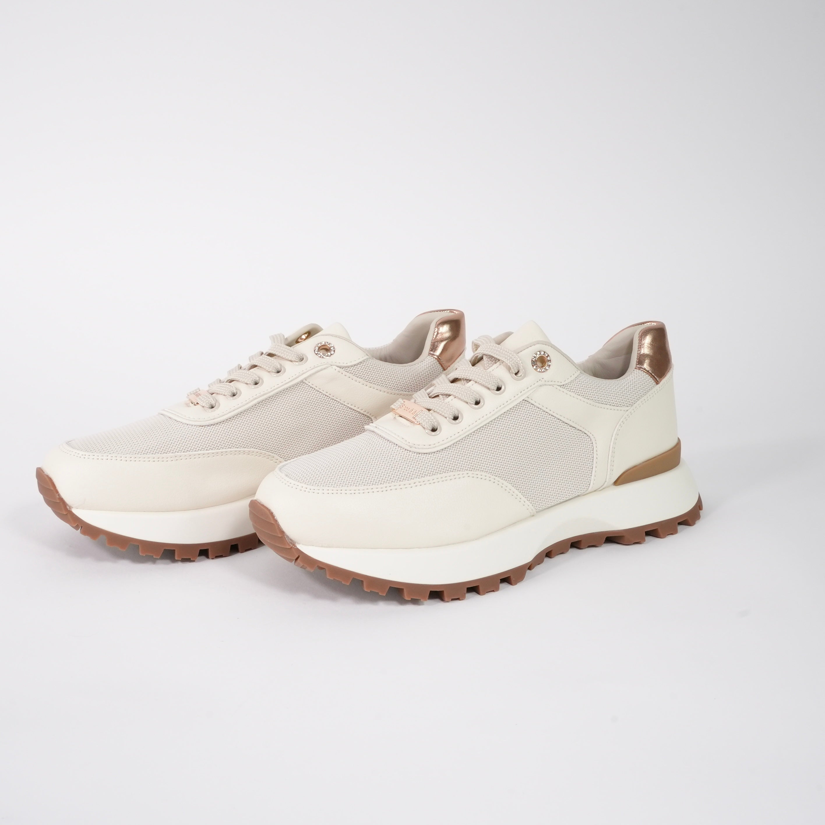 Vibe sneakers