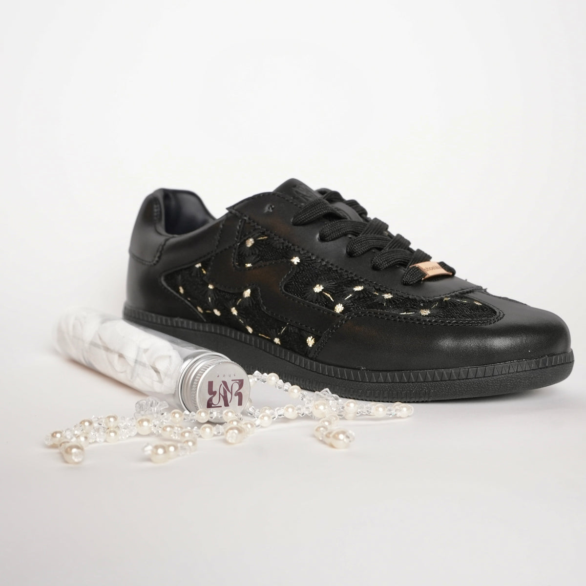 Lala Sneakers