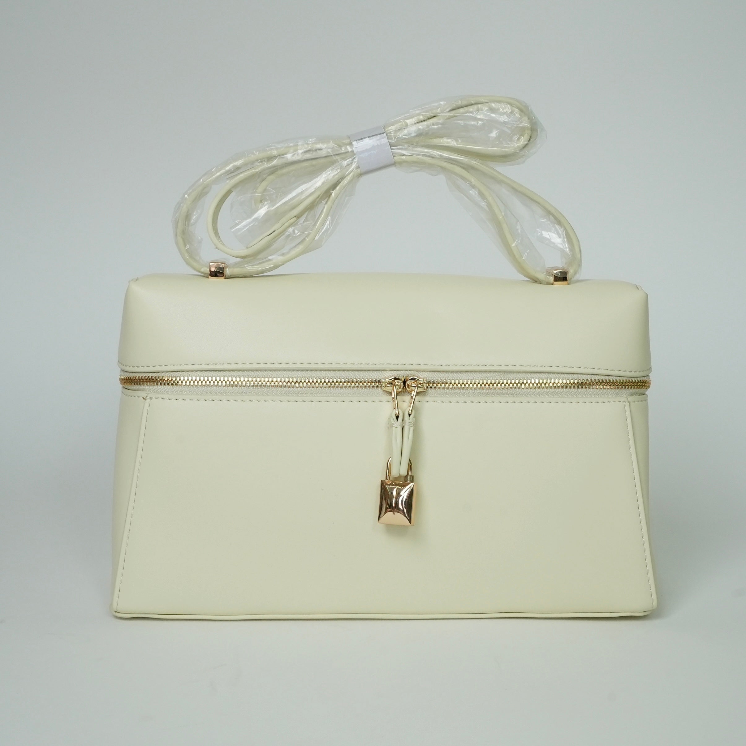 Square lock bag