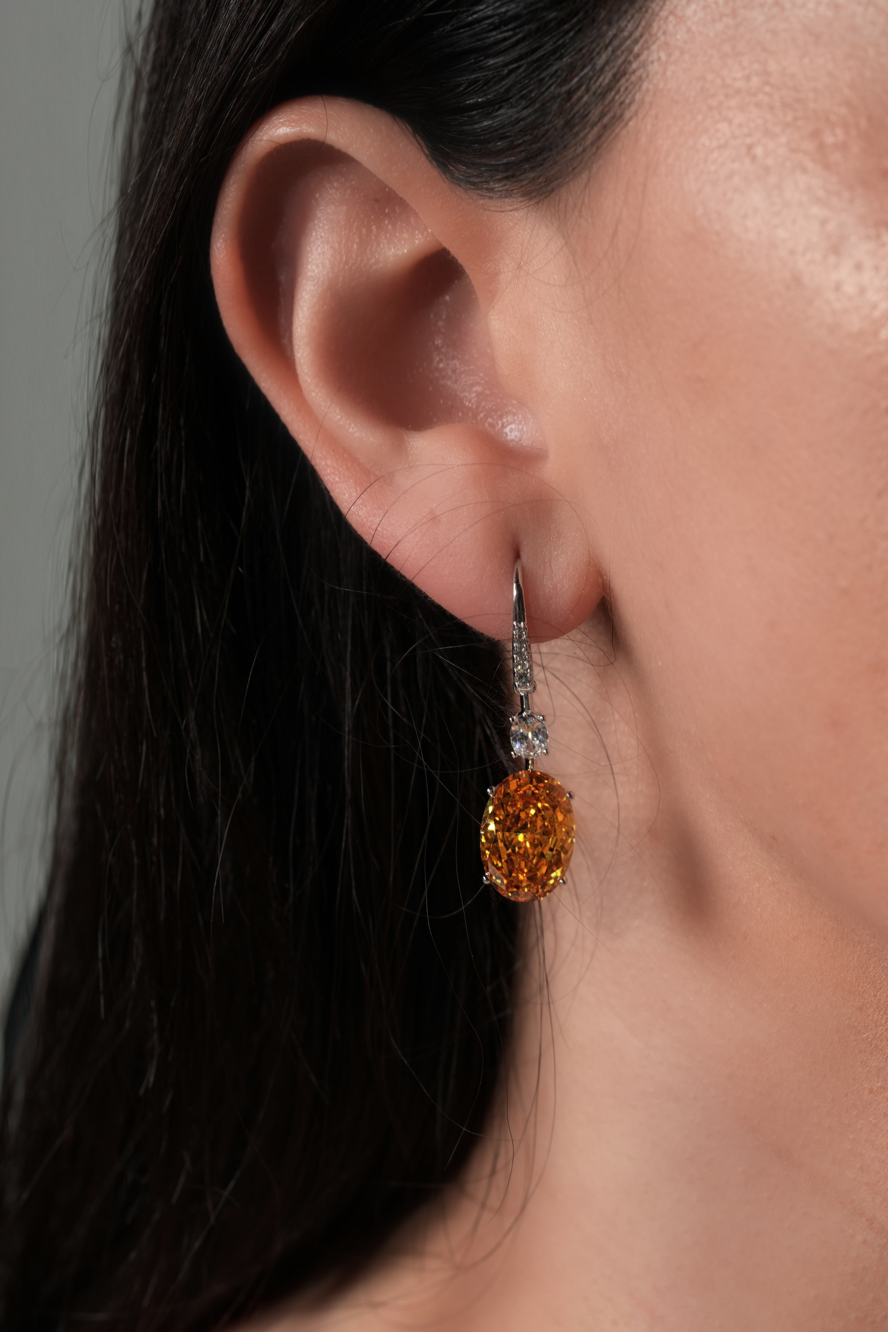 Colorful blings earrings