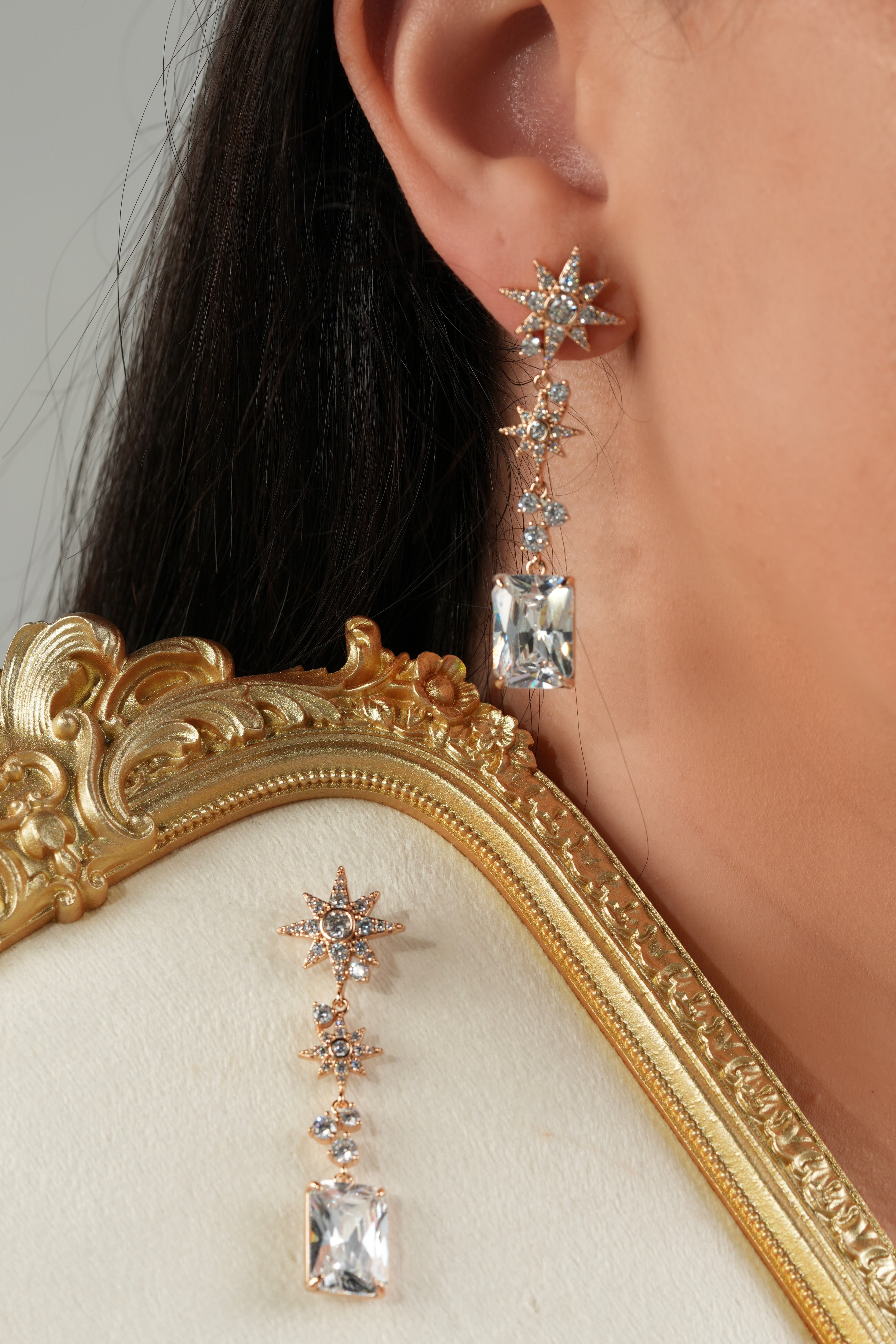 Crystal flakes earrings