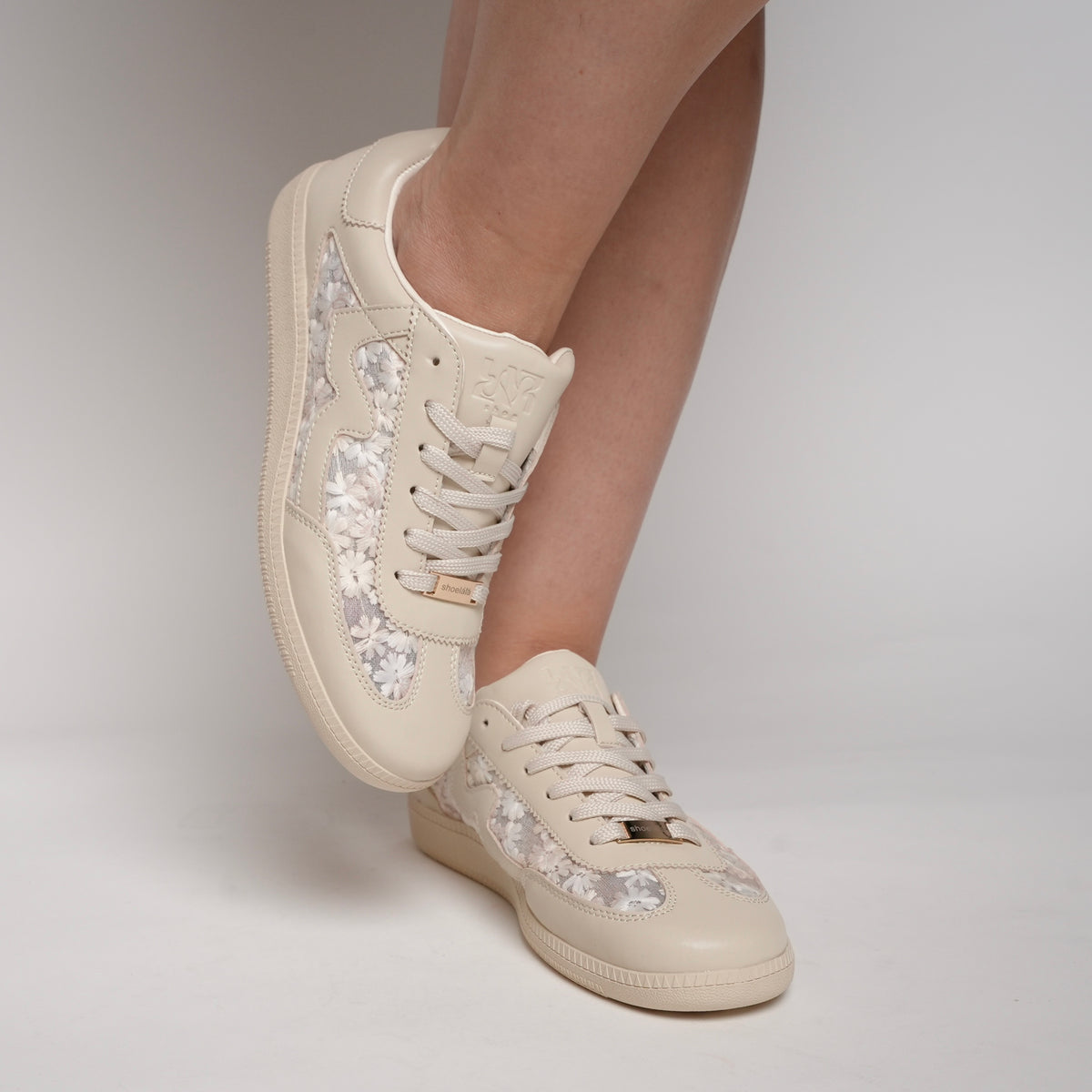 Lala Sneakers