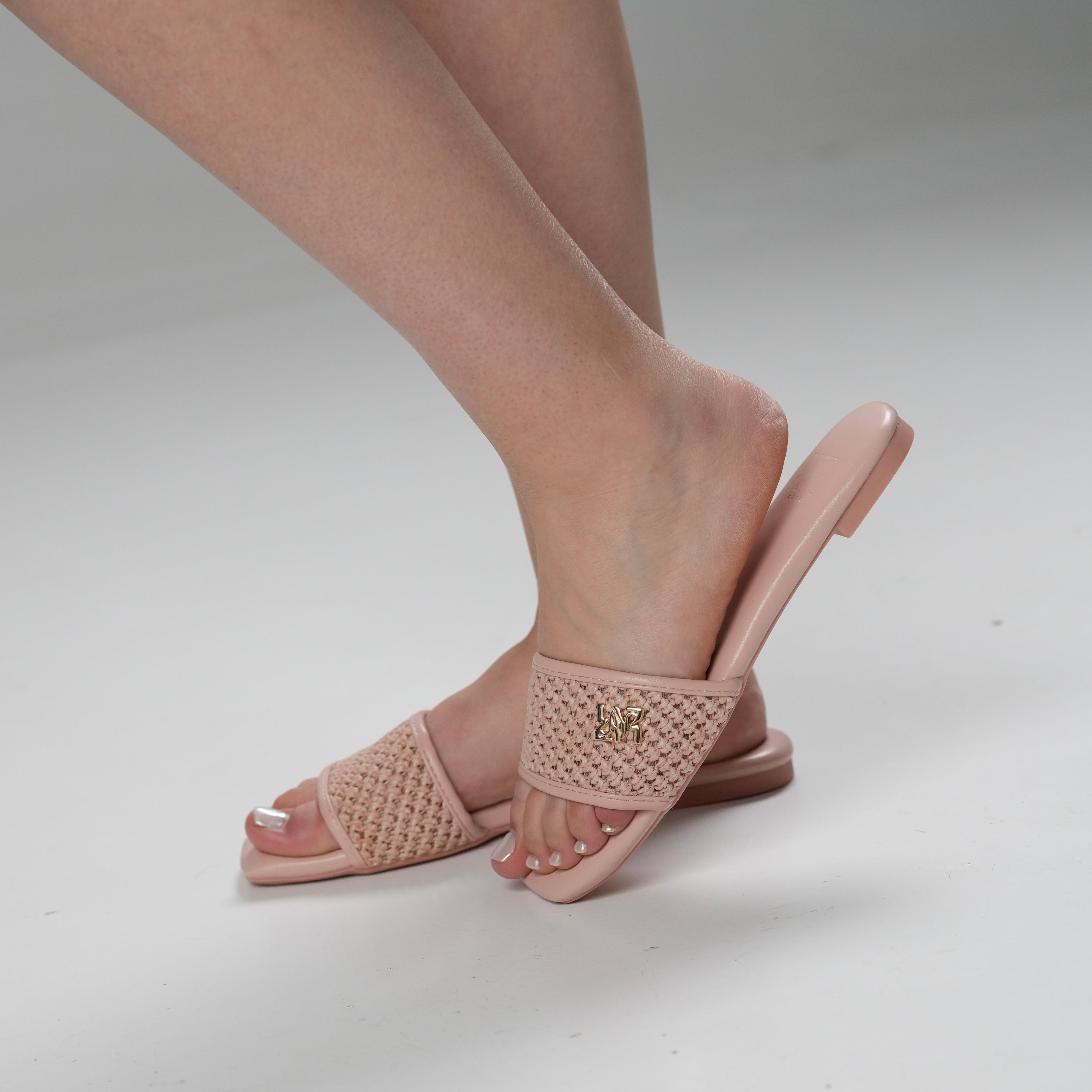 Tana Slippers