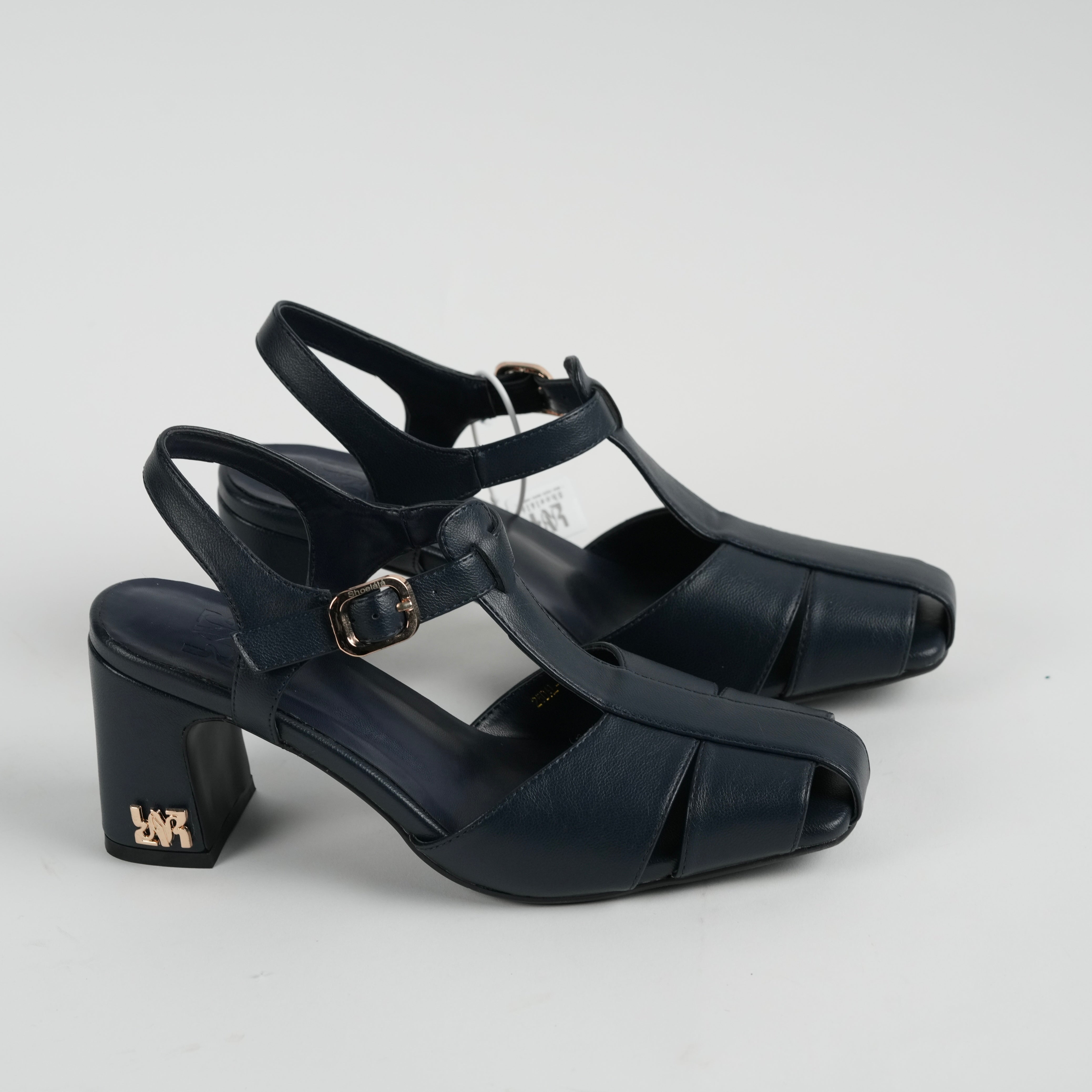 Nostalgia pumps