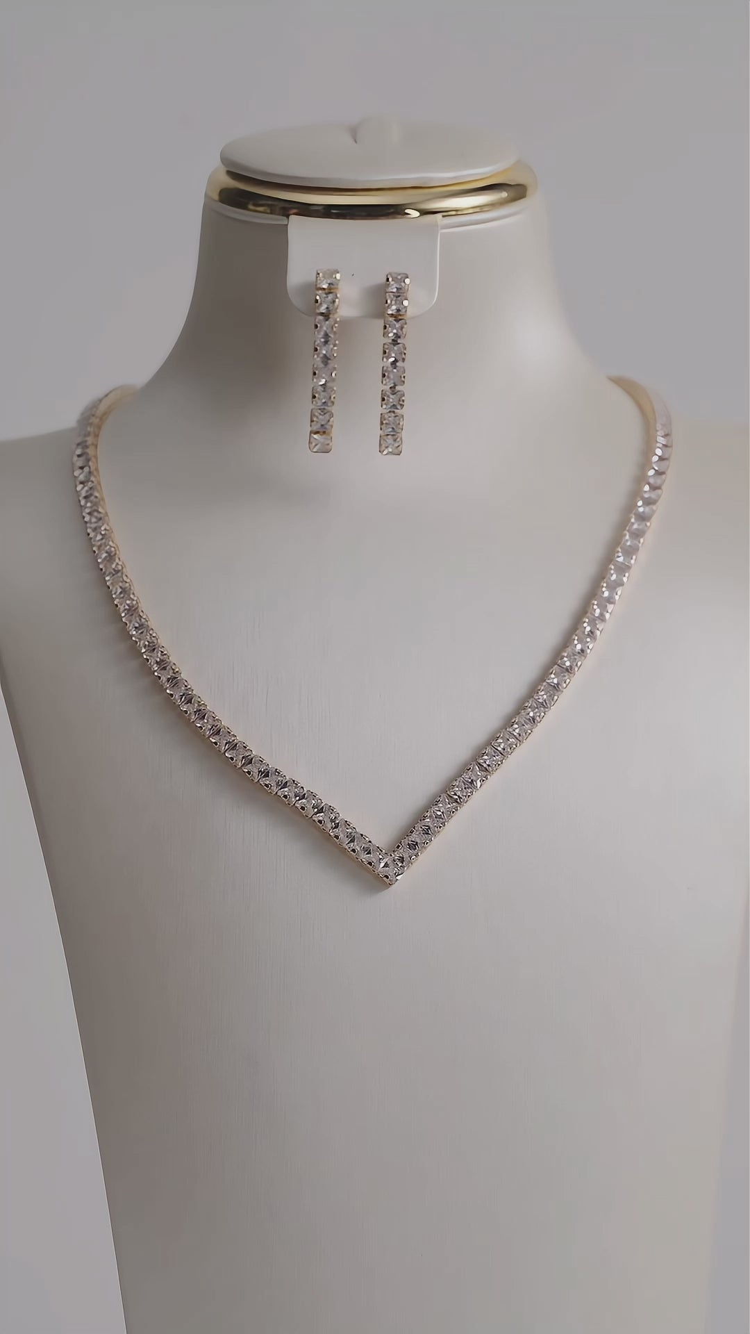 Load video: V neck crystal