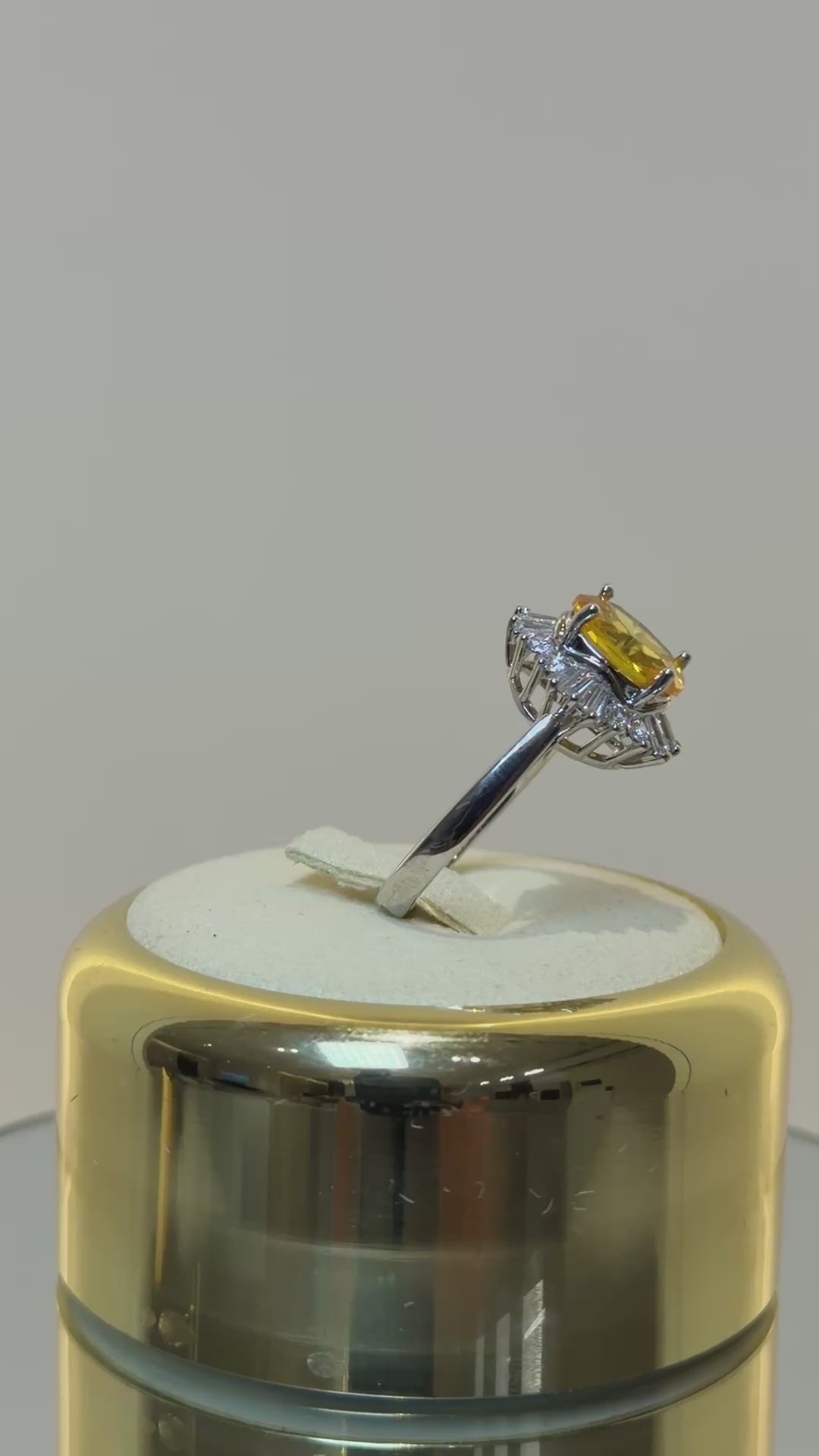 تحميل الفيديو: Yellow sun ring