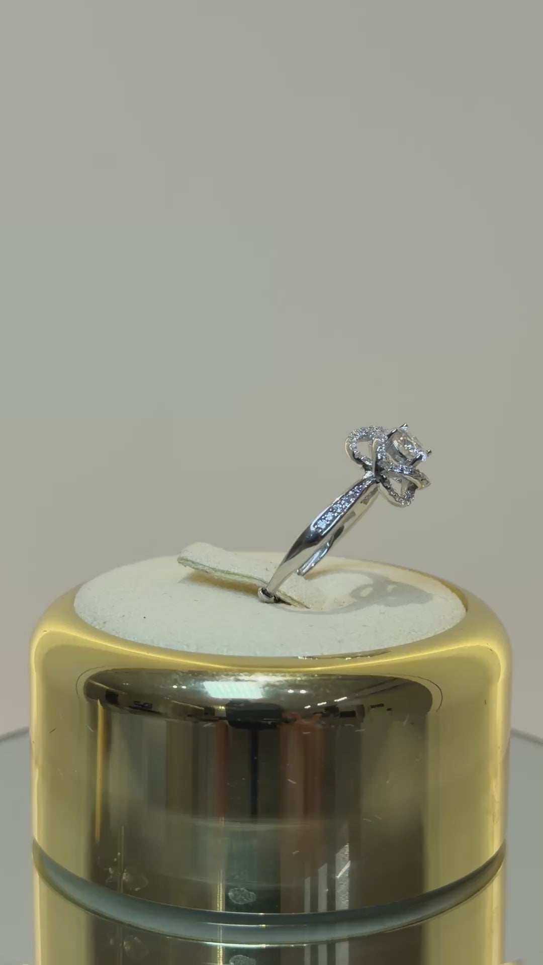 تحميل الفيديو: Silver 925 scrambled ring