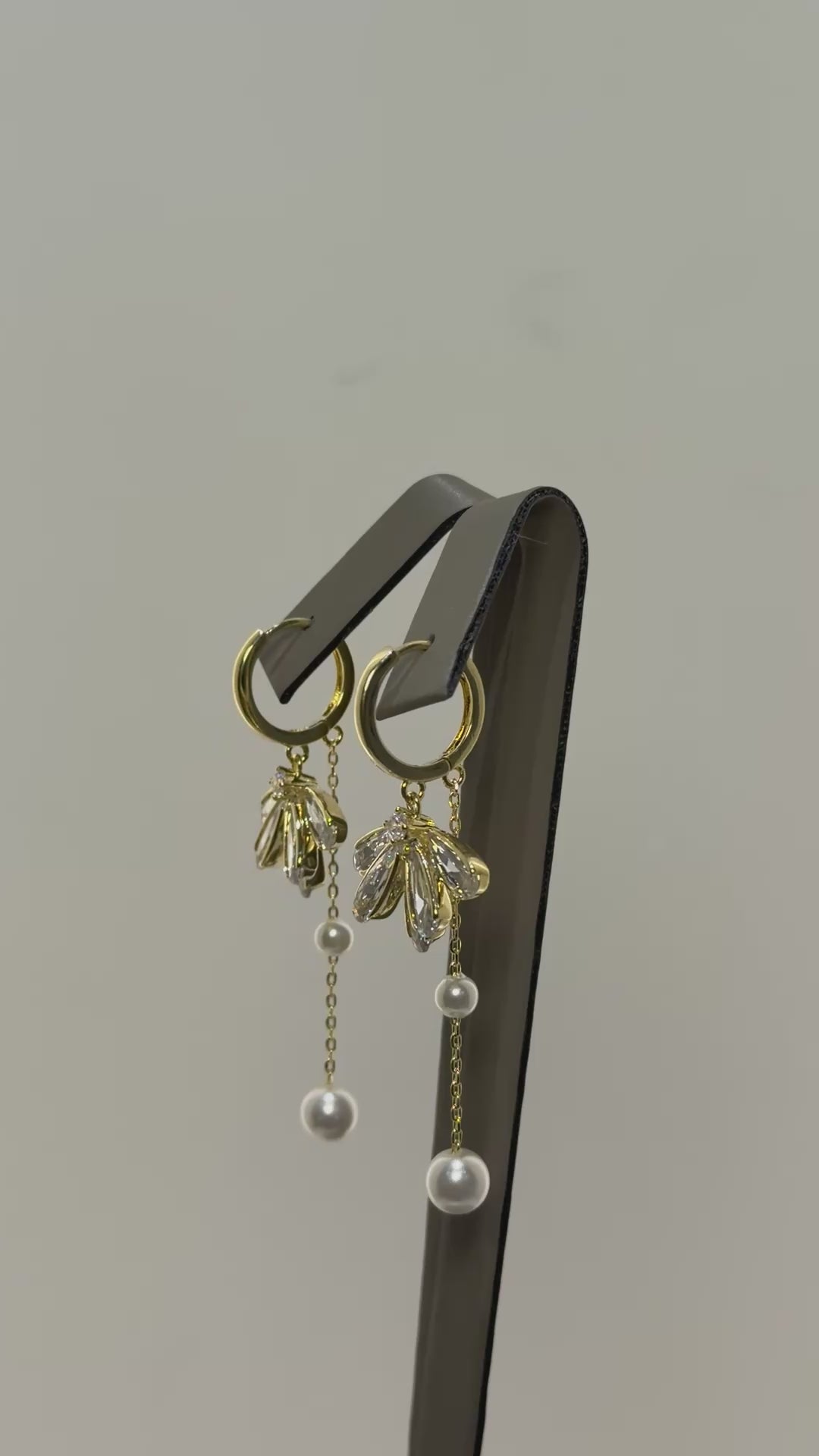 Load video: Dewdrop pearl earrings