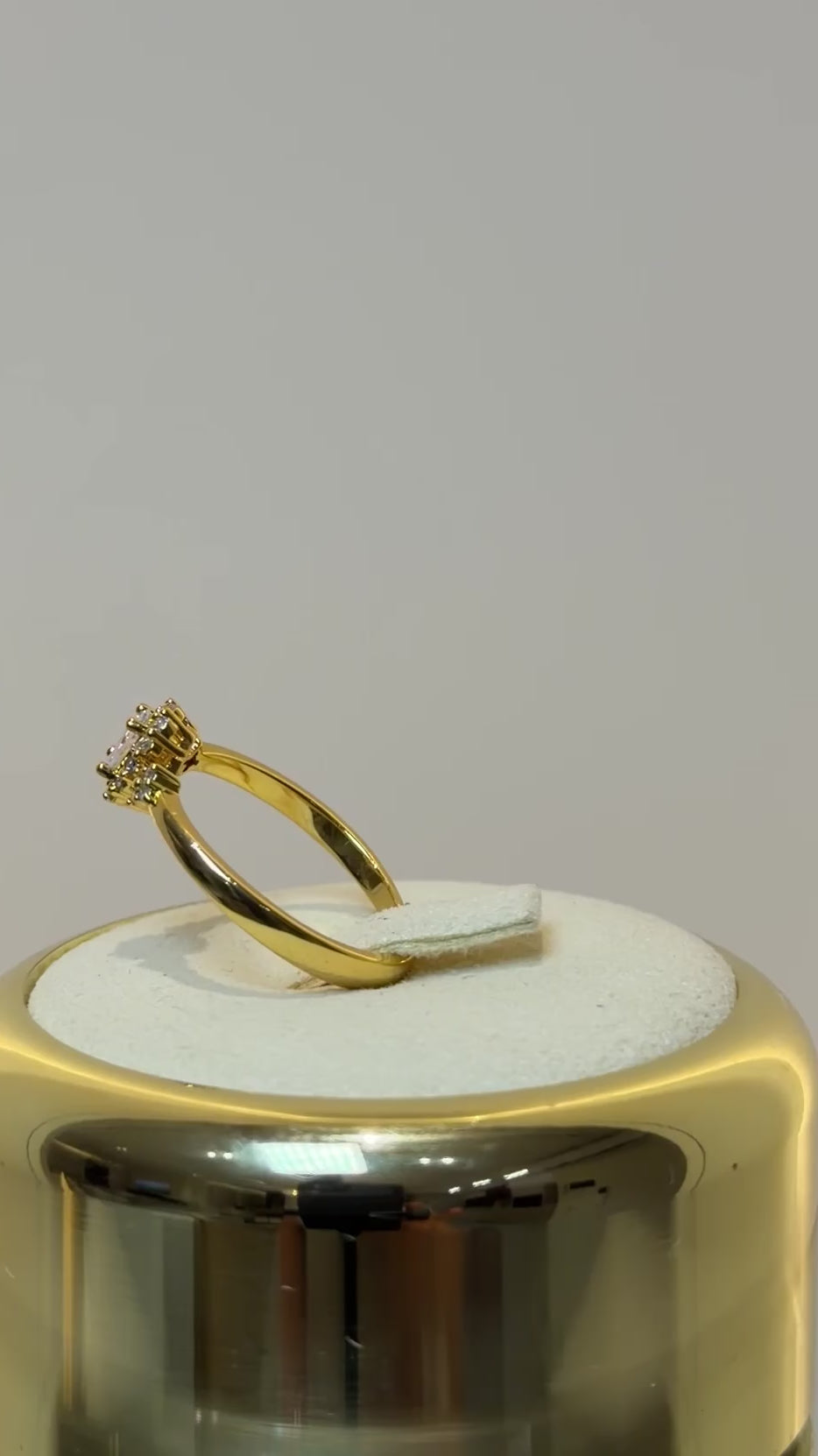 Load video: Simple ring