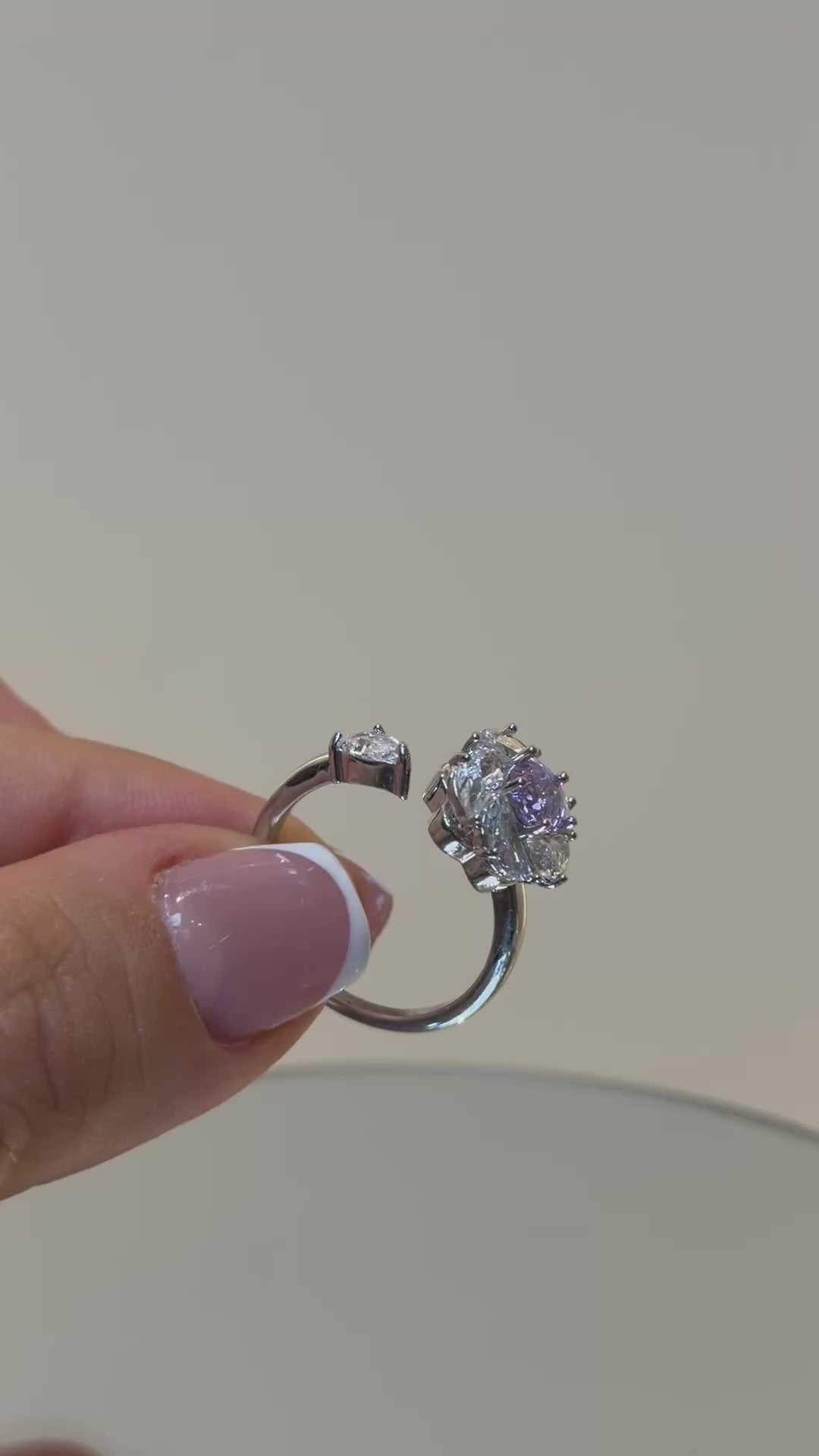 Load video: flower ring