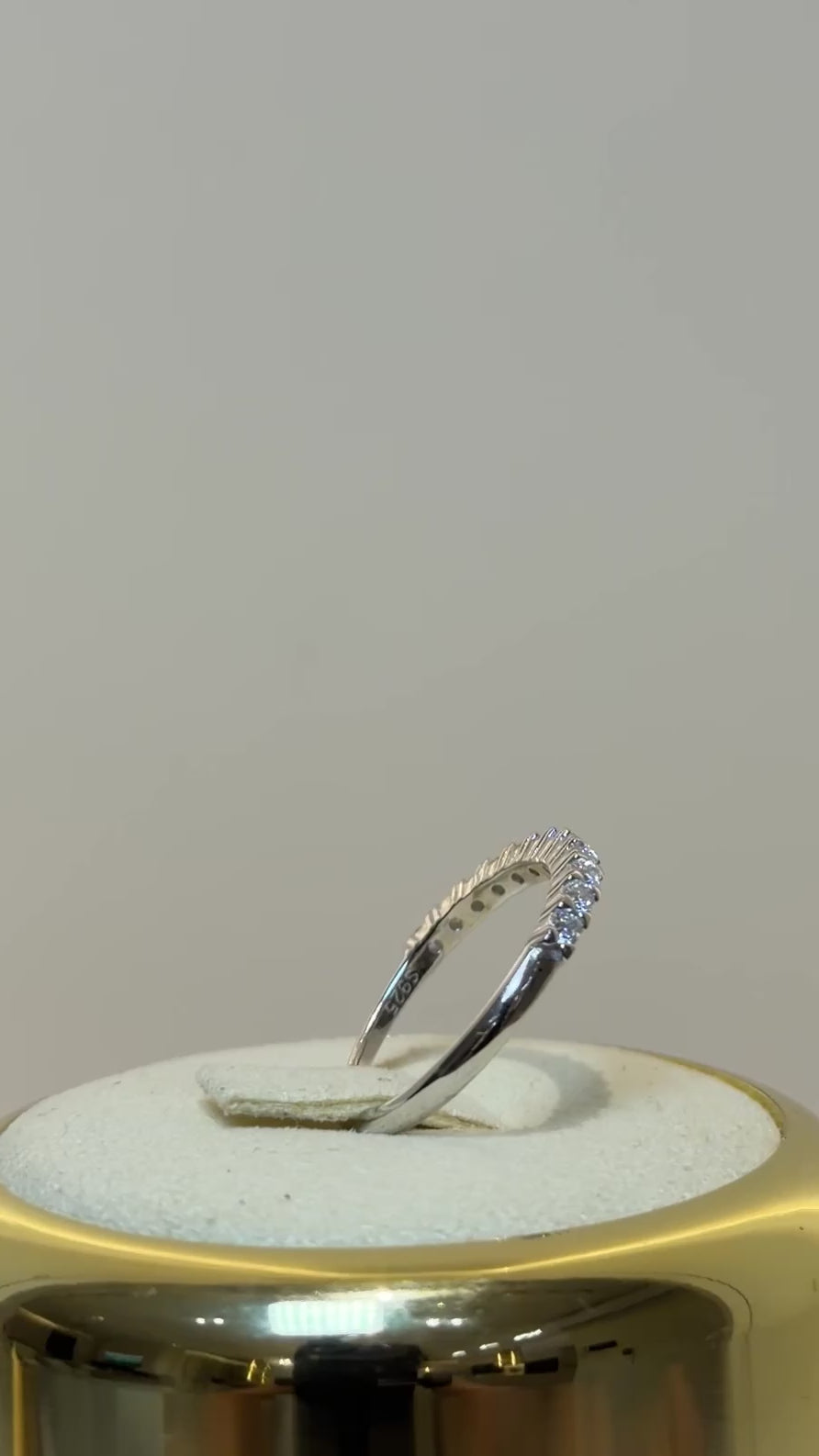 Load video: Silver 925 tennis ring